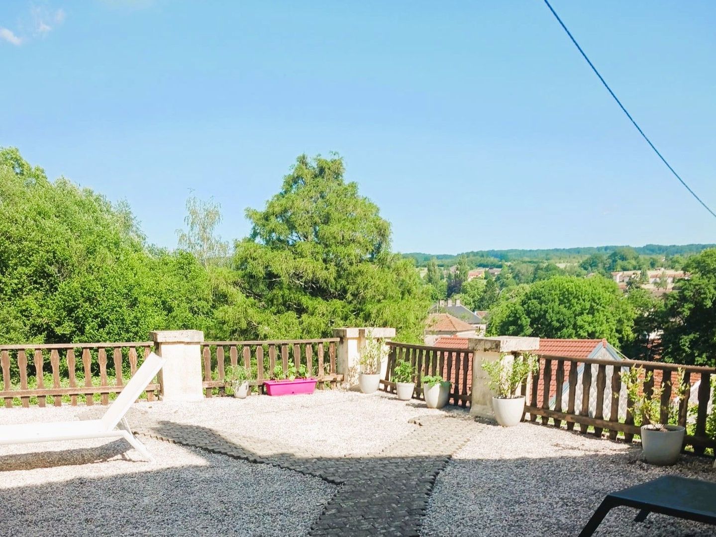 SI1590, Fougerolles-Saint-Valbert foto-4 blur