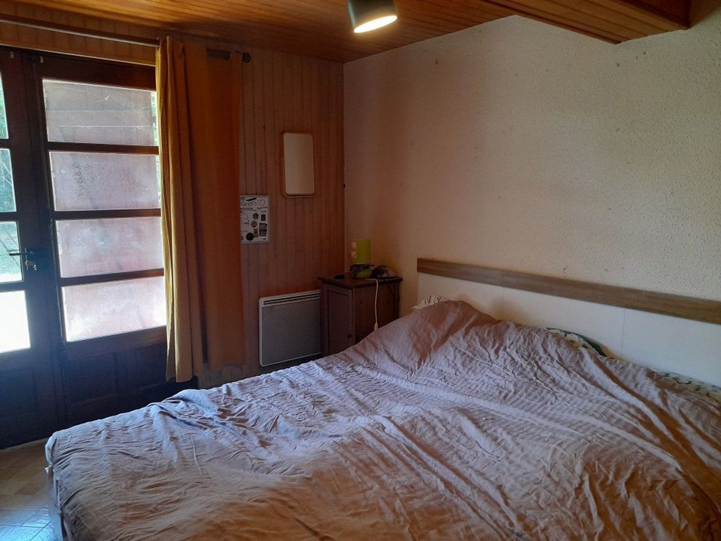 SI1593, Saint-Martin-du-Puy foto-3 blur