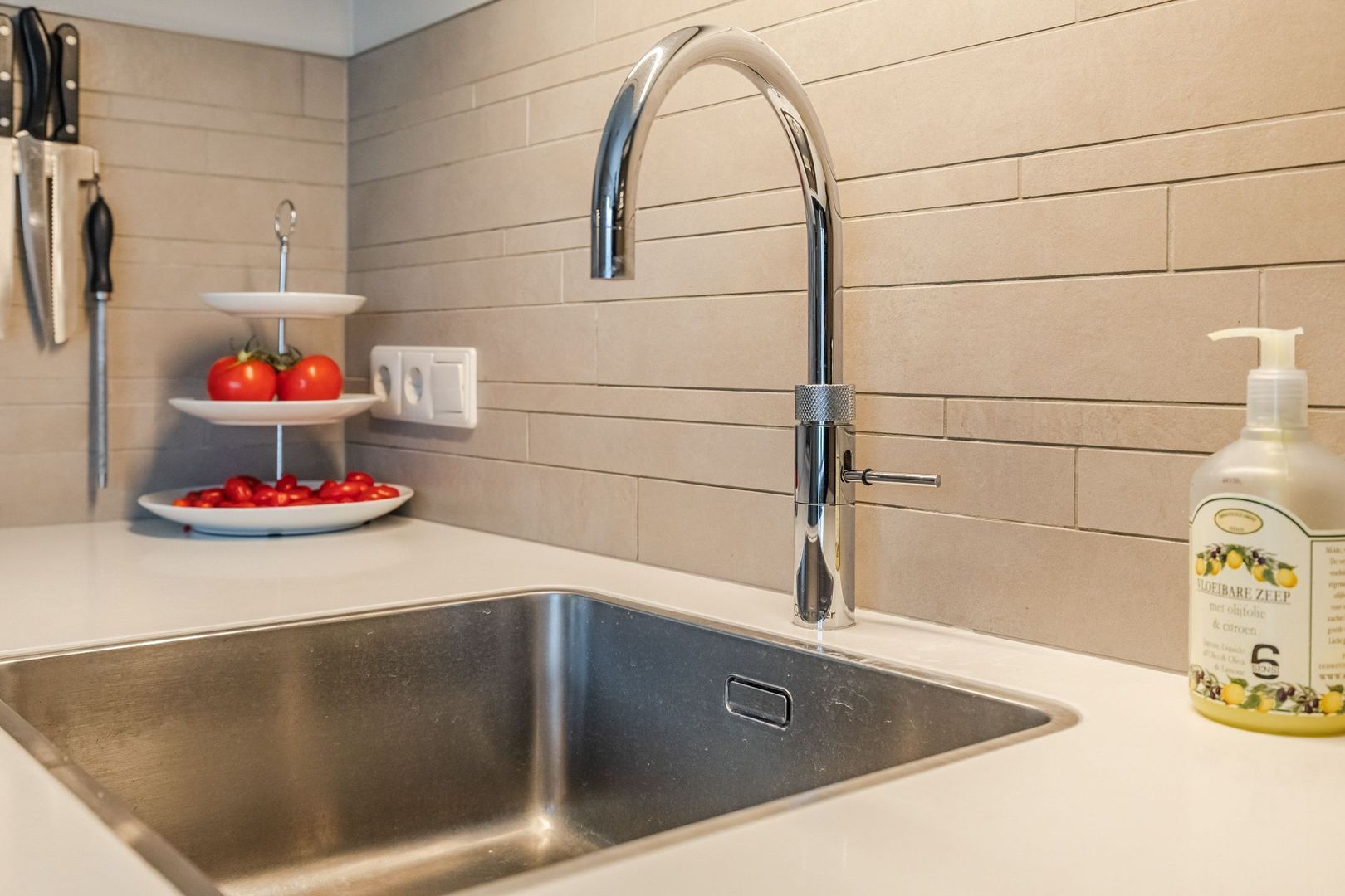 Luchtenstein 21, De Wijk foto-10 blur