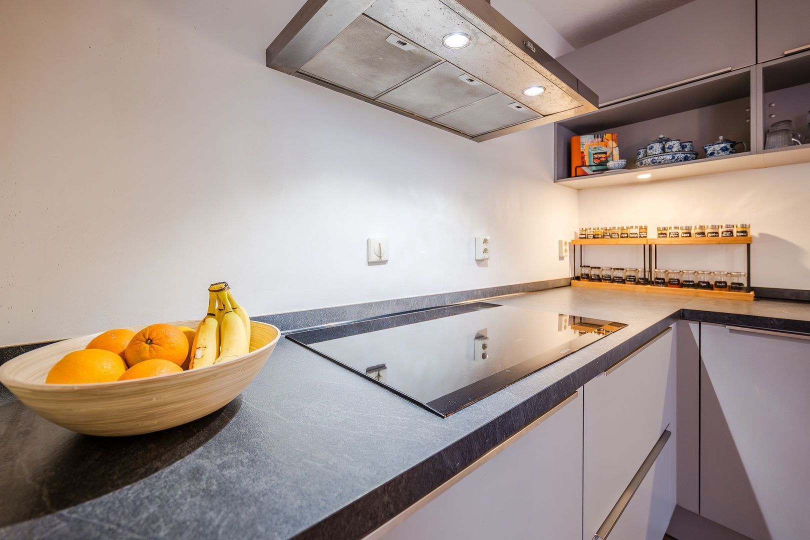 't Heuivak 48, Nijeveen foto-11 blur