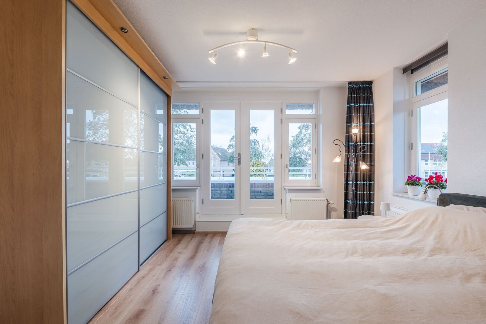 Valeriaan 29, Meppel foto-23 blur