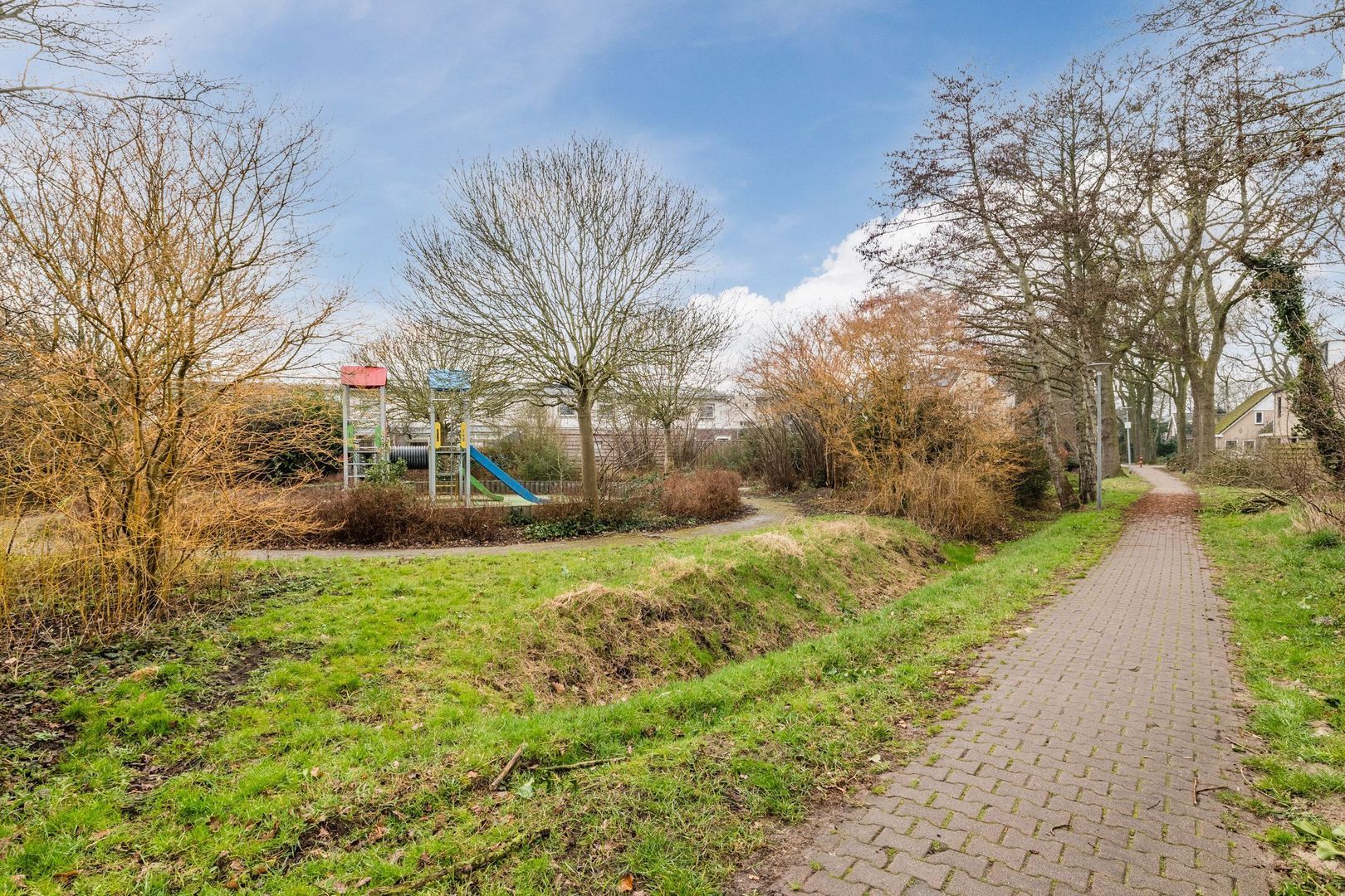 Torenvalk 14, Meppel foto-40 blur