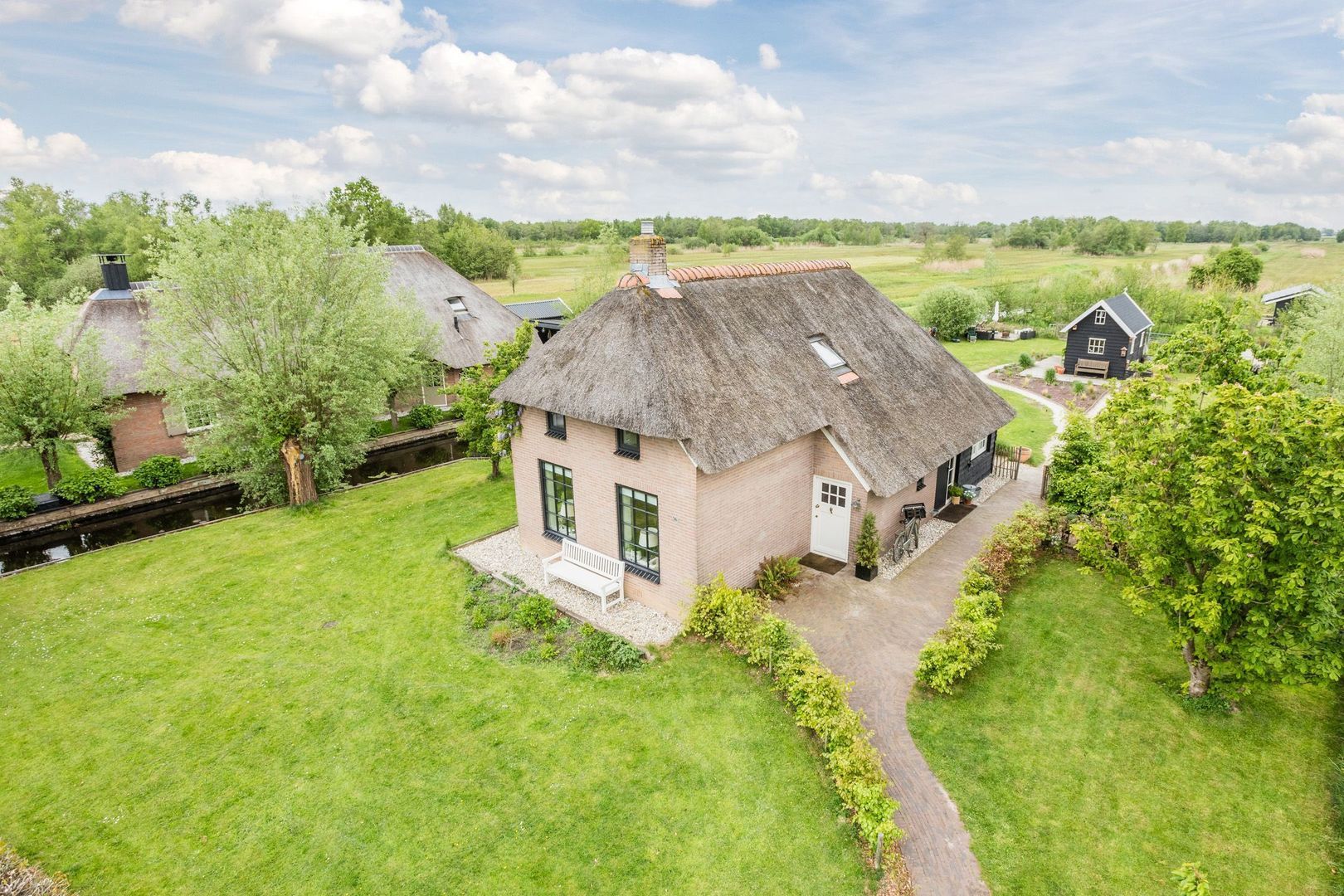 Dwarsgracht 13, Giethoorn foto-1 blur