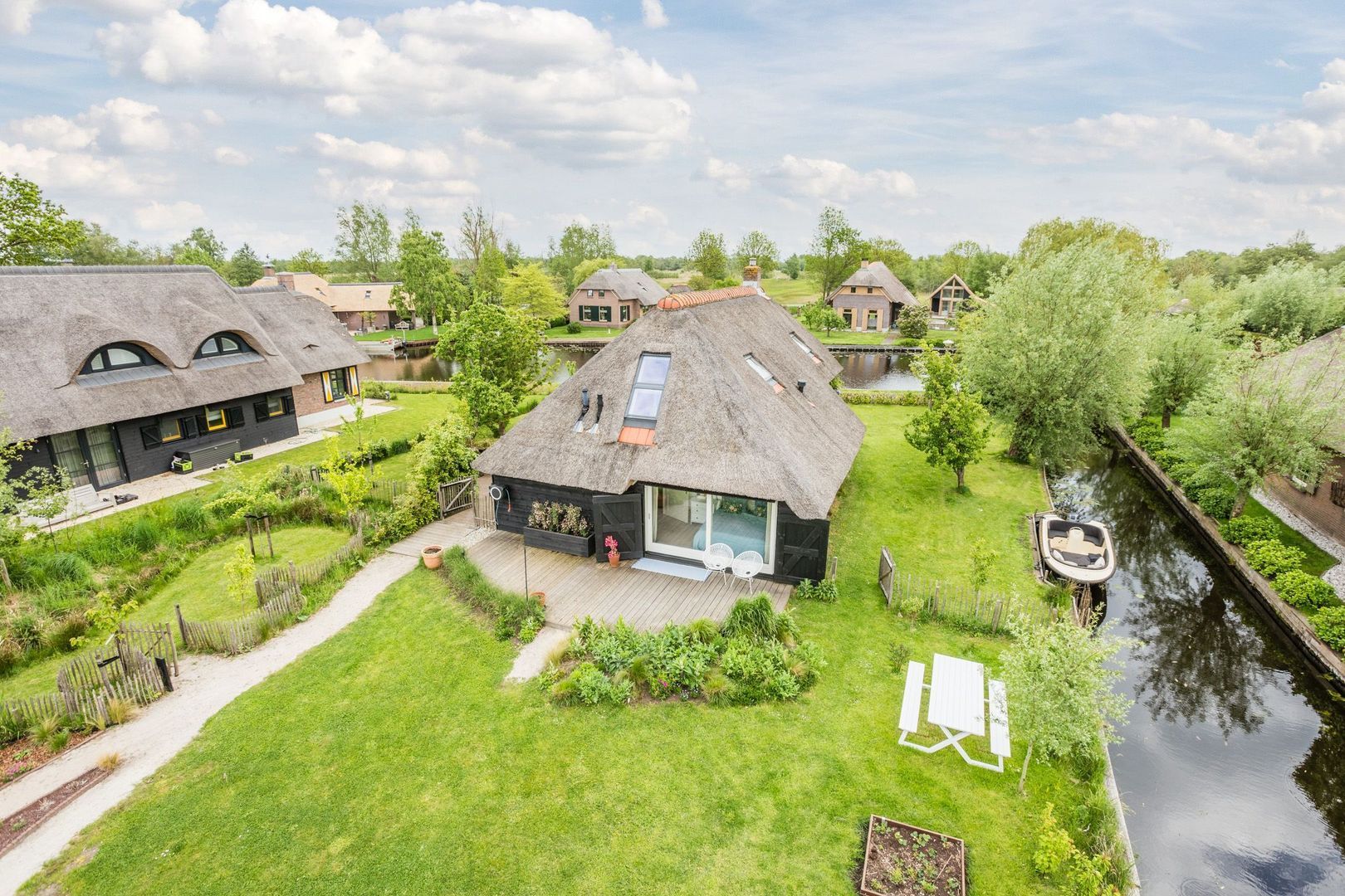 Dwarsgracht 13, Giethoorn foto-40 blur