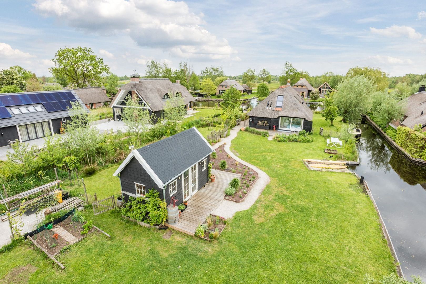 Dwarsgracht 13, Giethoorn foto-3 blur