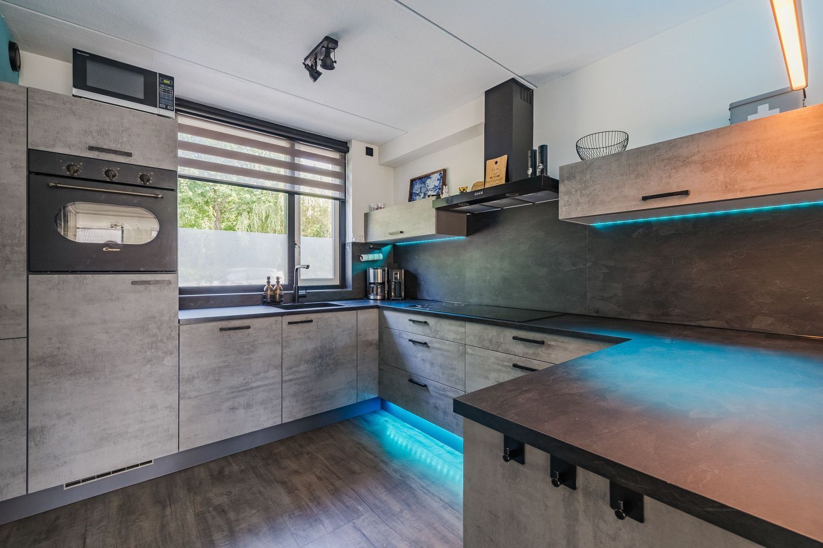 Kluft 36, Meppel foto-15 blur