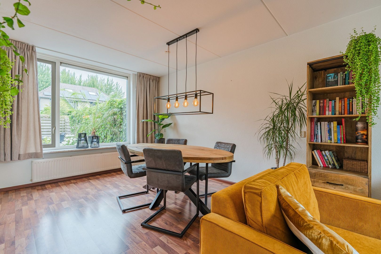 De Bloemen 25, Meppel foto-6 blur