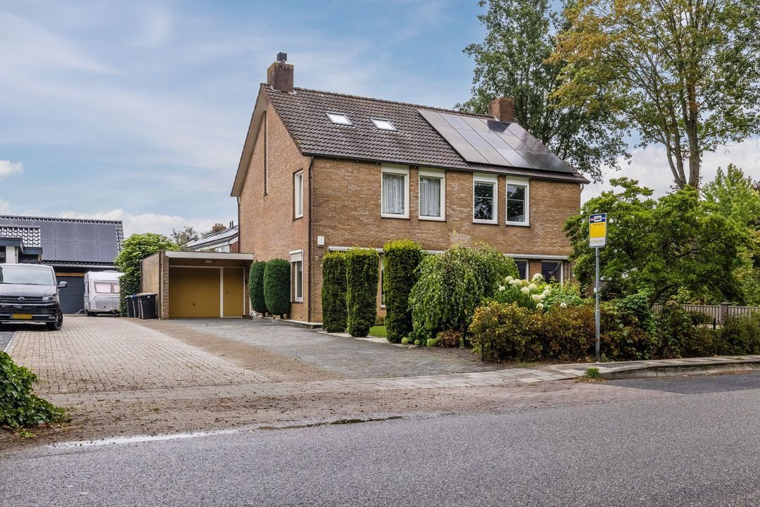 Dorpsstraat 73 a, De Wijk