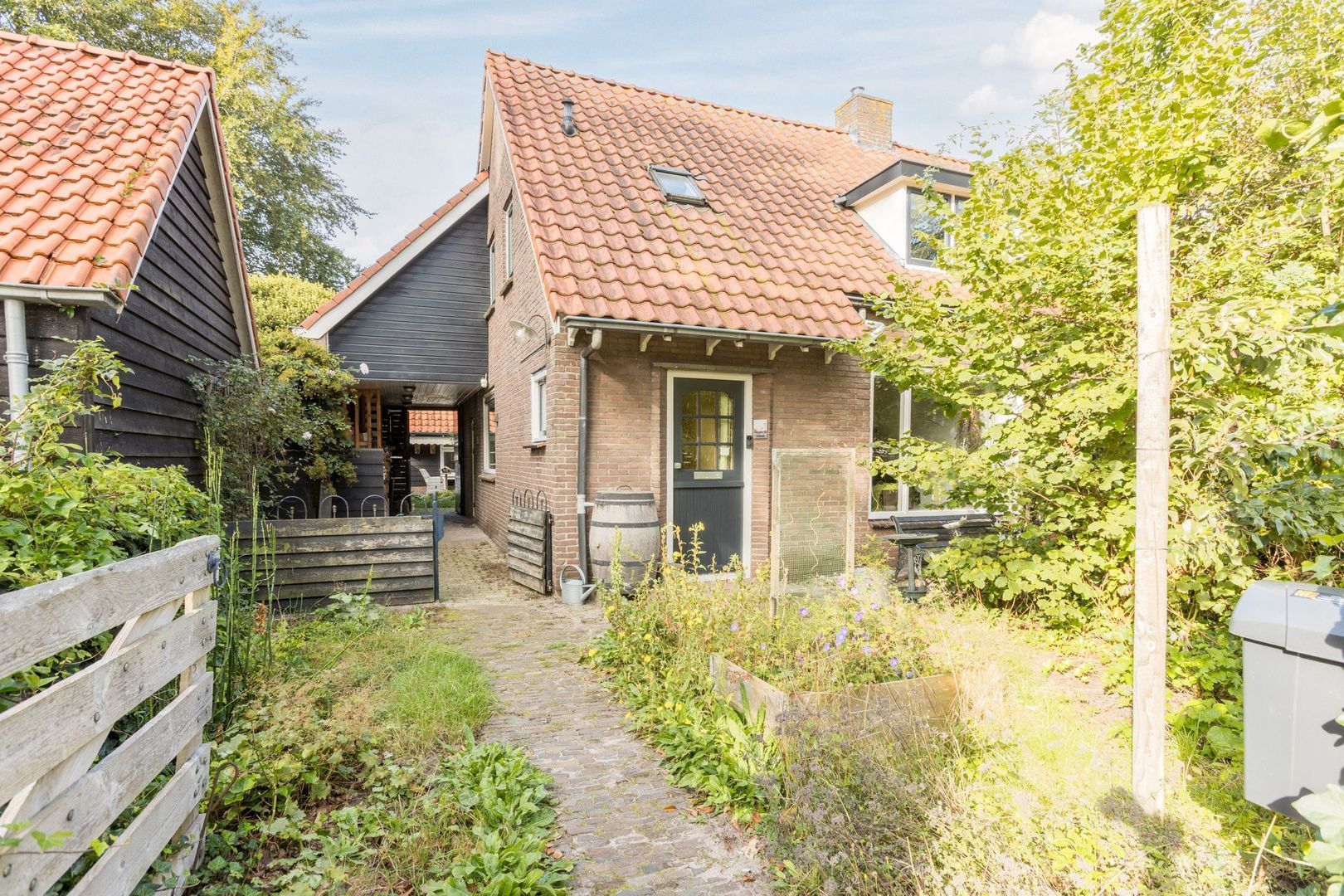 Ds A.C. van Raalteweg 1, Wanneperveen foto-28 blur