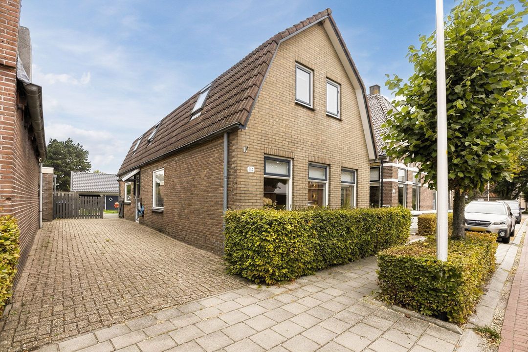 Veneweg 114, Wanneperveen