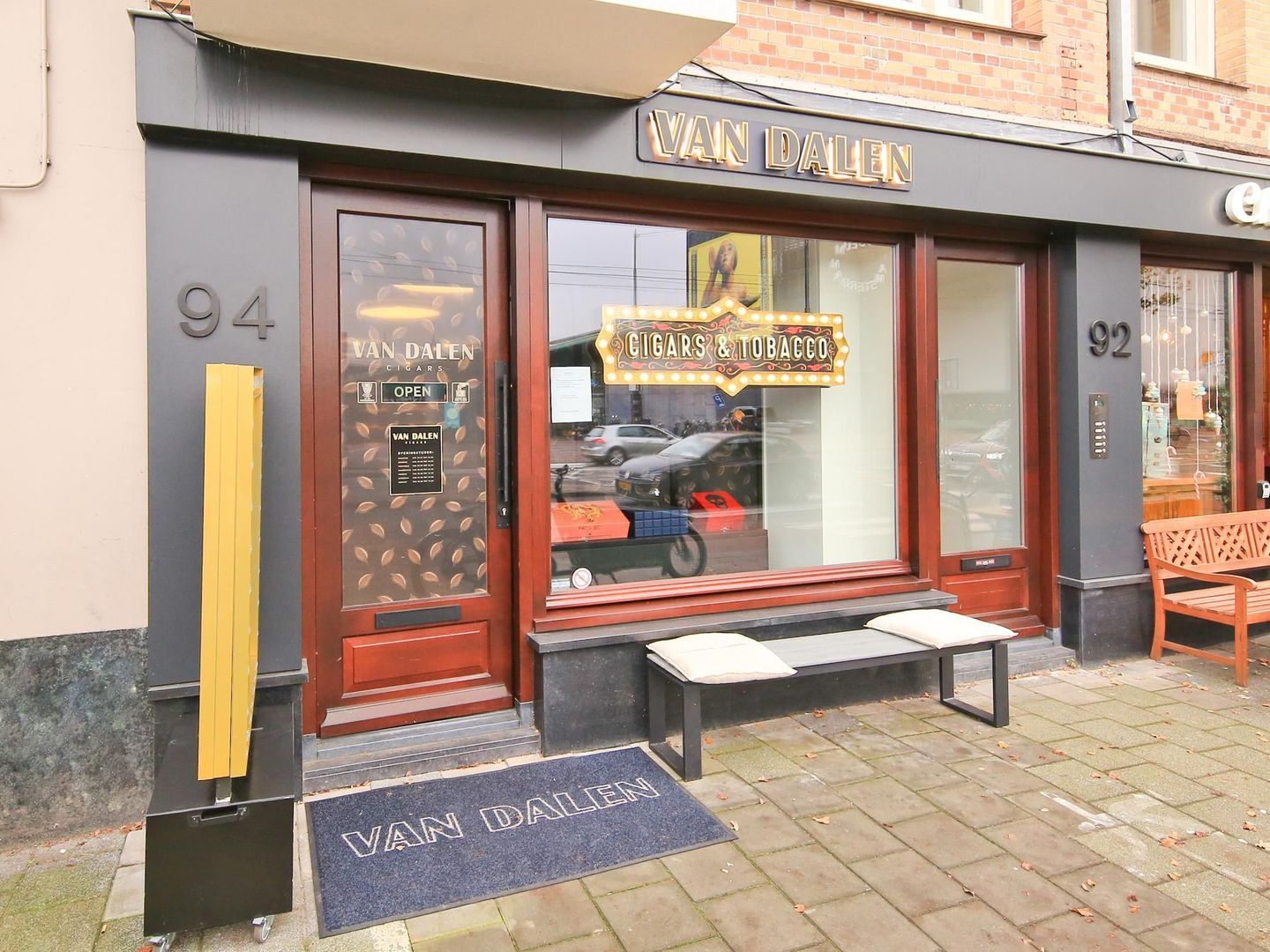 Van Baerlestraat 94, Amsterdam foto-1 blur