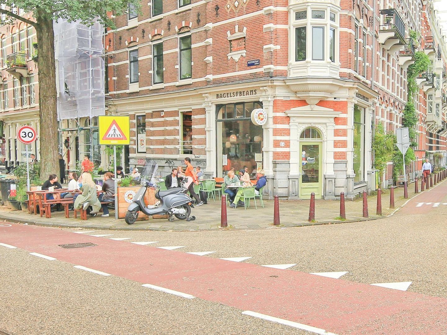 Roetersstraat 2 A, Amsterdam foto-1 blur