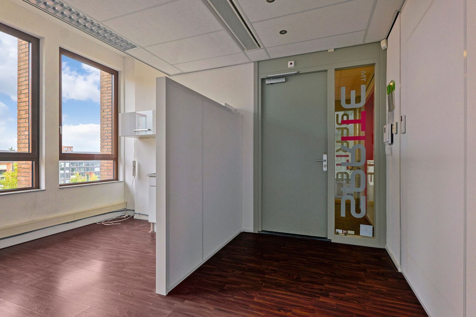 Krijn Taconiskade 290, Amsterdam foto-2 blur