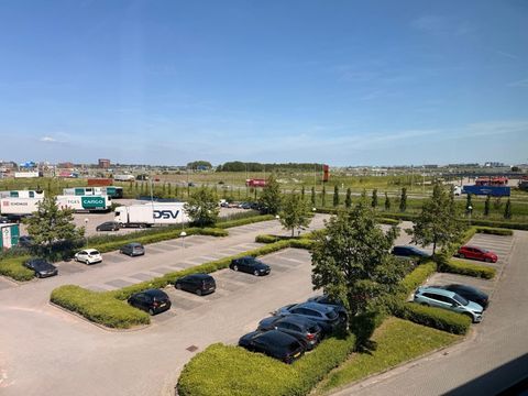 Changiweg 1, Rozenburg foto-0