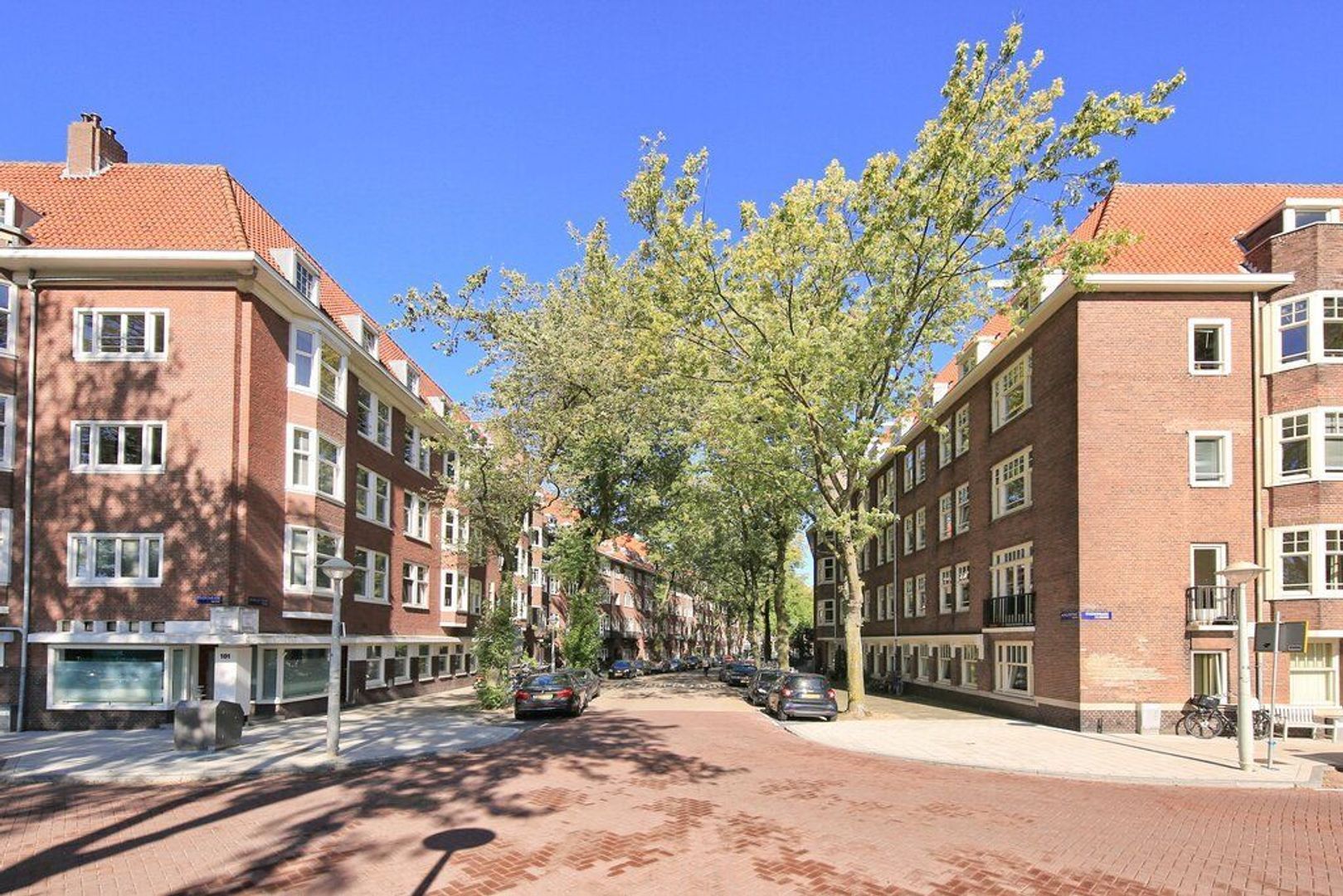 Achillesstraat 110, Amsterdam foto-1 blur