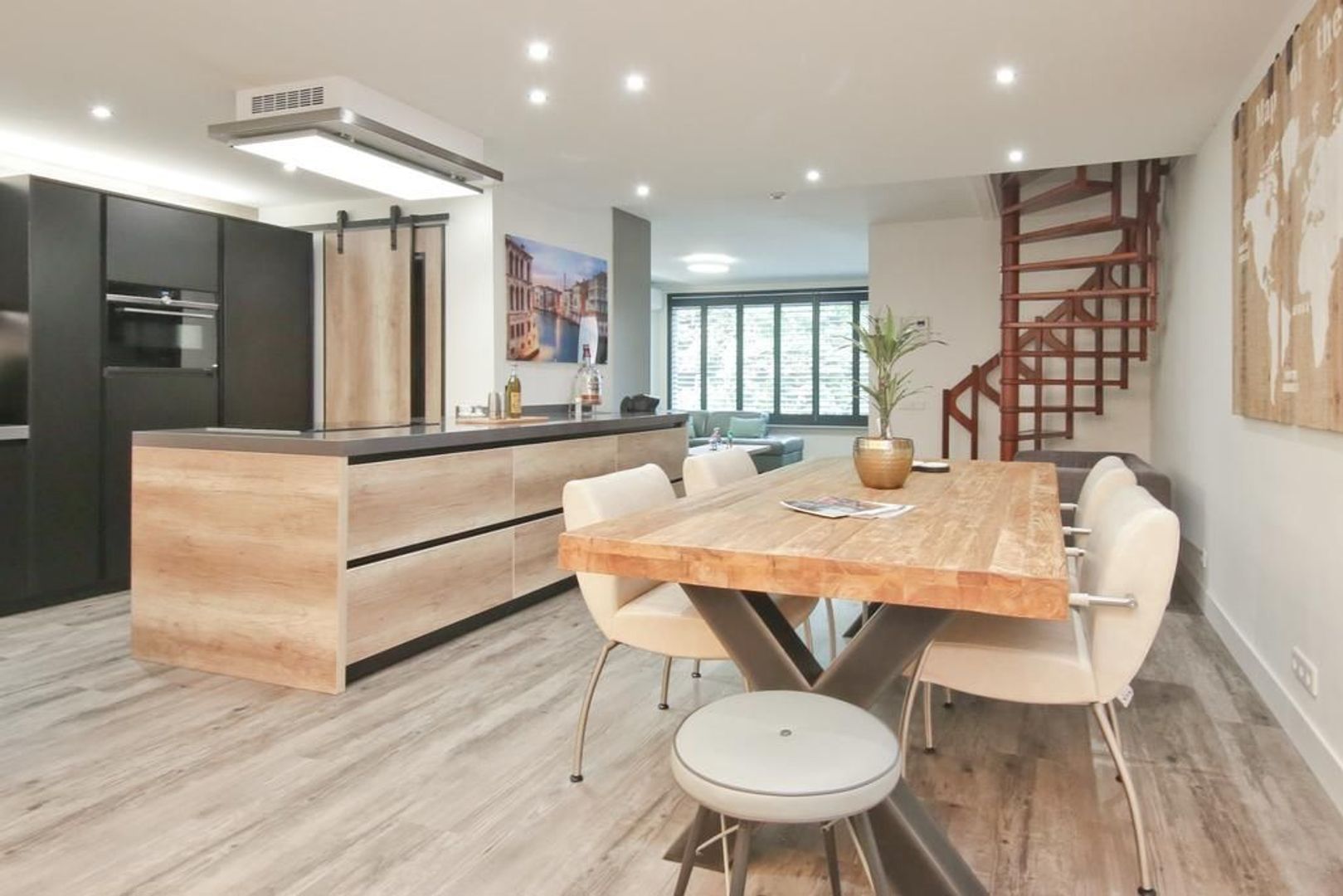 Hilverbeekstraat 11, Amsterdam foto-2 blur