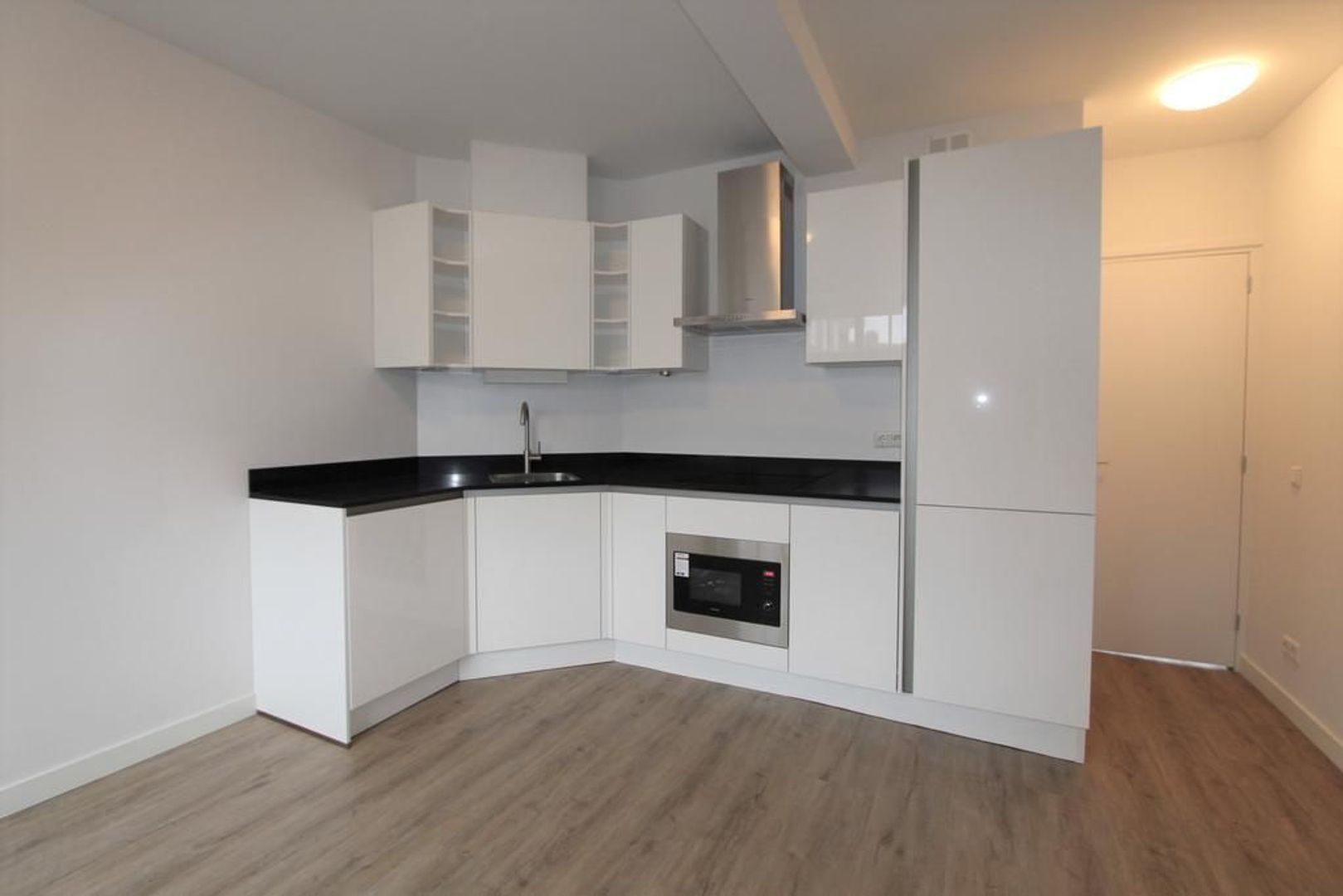 Hagedoornweg 74 B, Amsterdam foto-1 blur