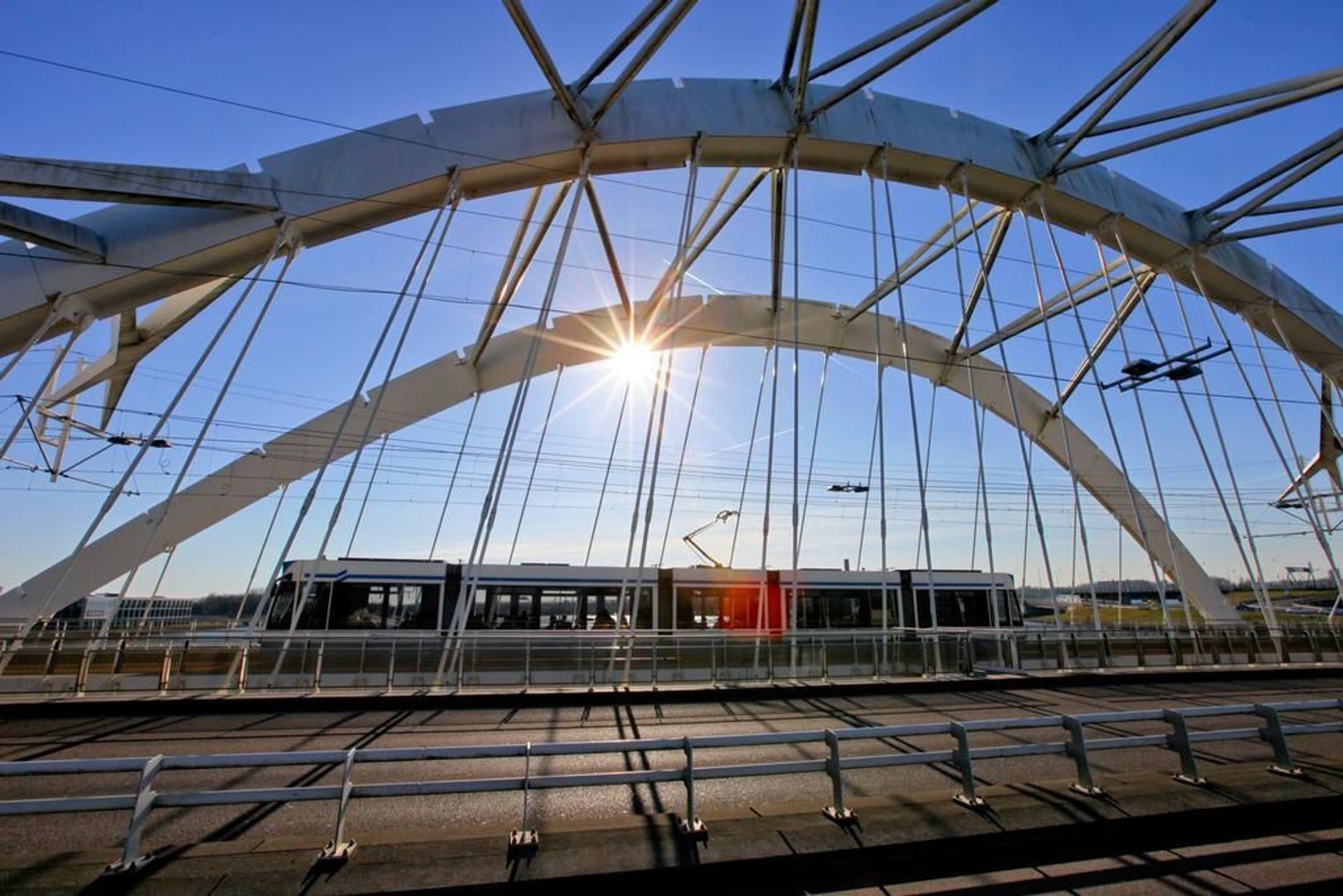 Ad Windighof 1, Amsterdam foto-73 blur