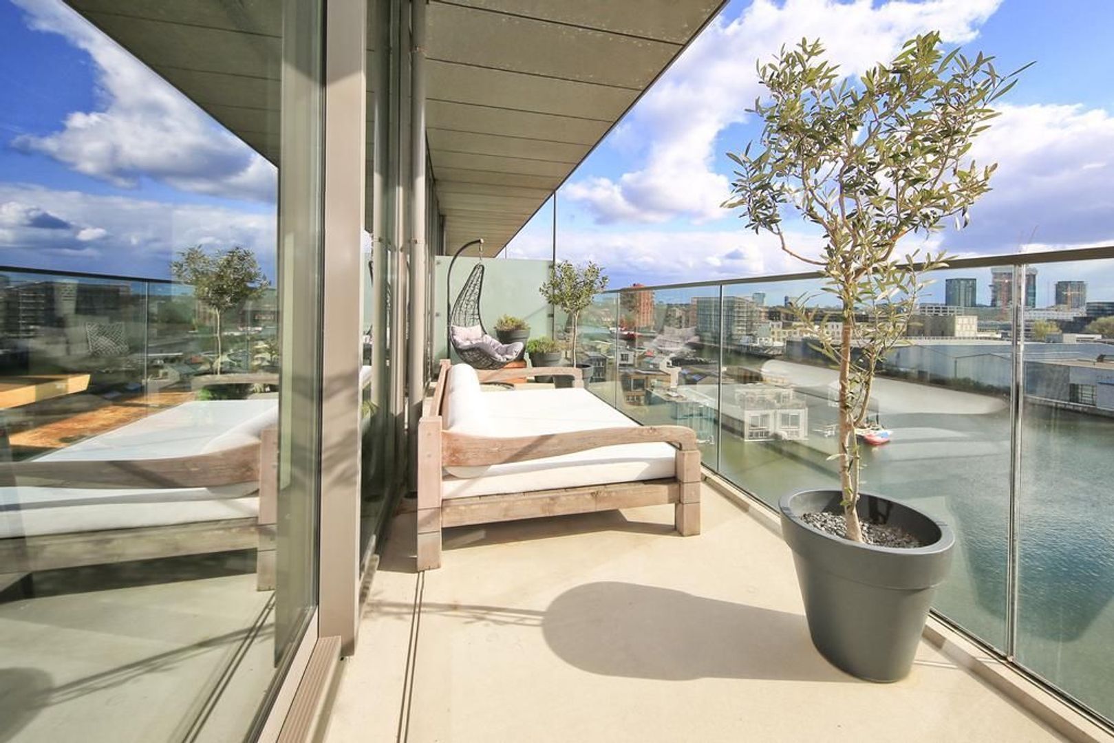 Ridderspoorweg 211, Amsterdam foto-21 blur