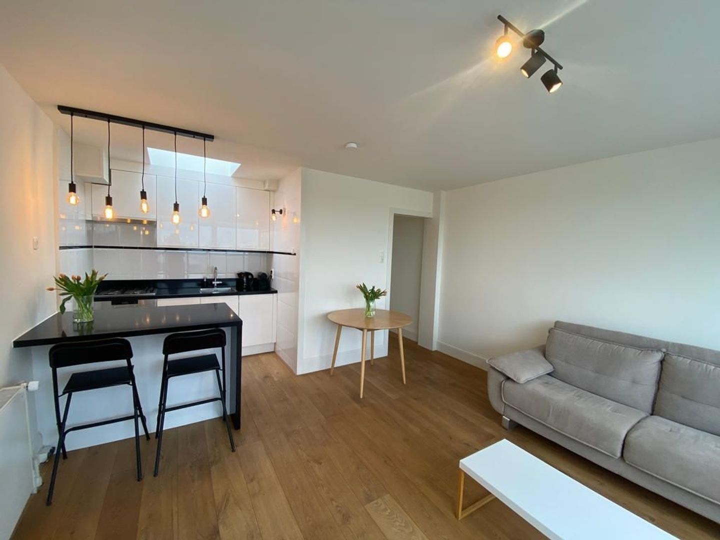 Overtoom 555, Amsterdam foto-0 blur