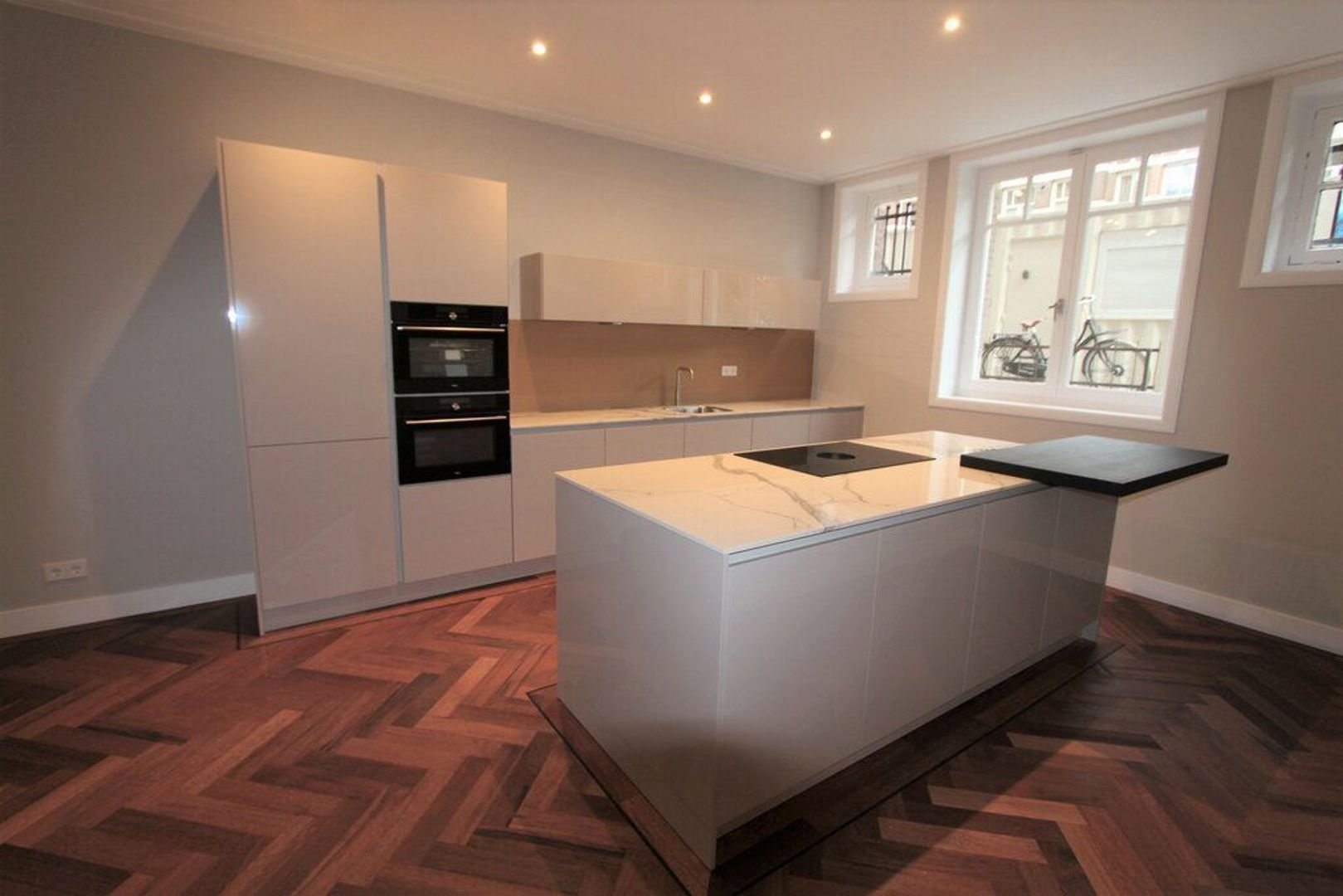 Koninginneweg 140 H, Amsterdam foto-15 blur