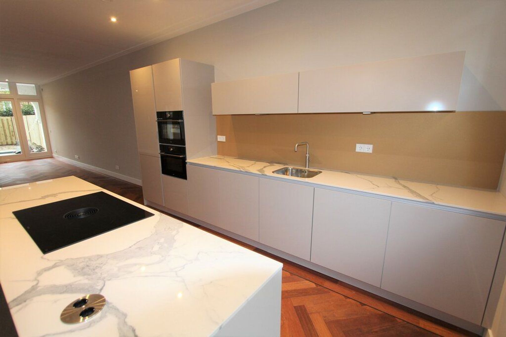 Koninginneweg 140 H, Amsterdam foto-17 blur