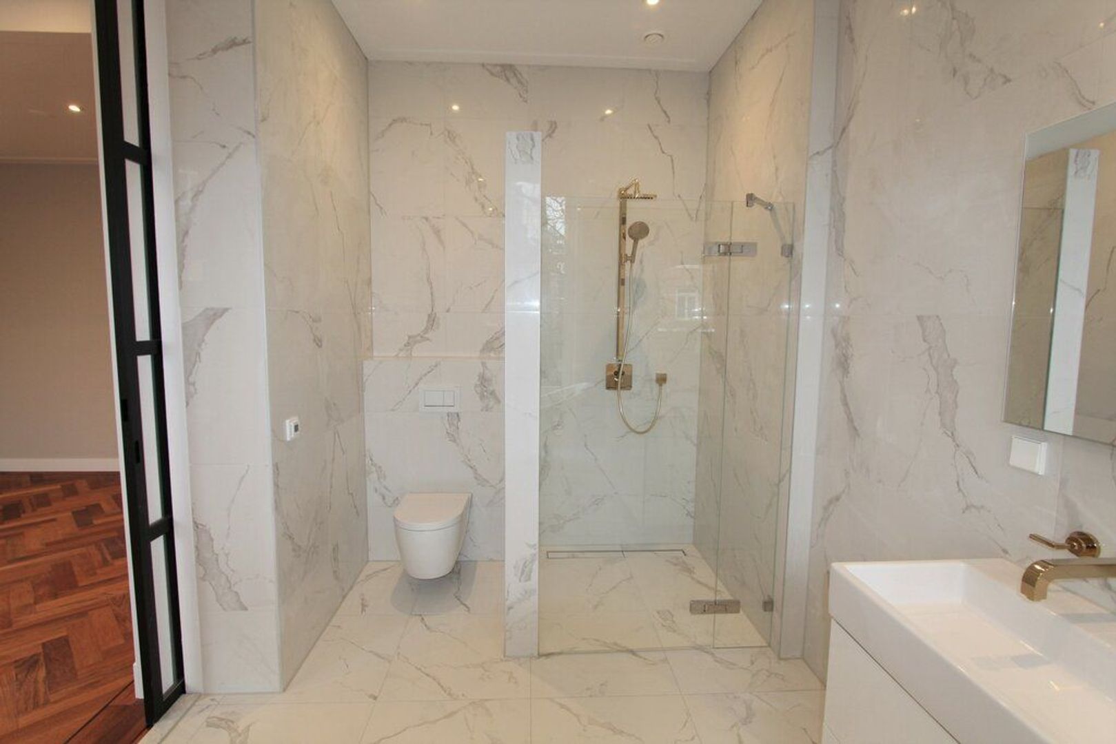 Koninginneweg 140 H, Amsterdam foto-7 blur