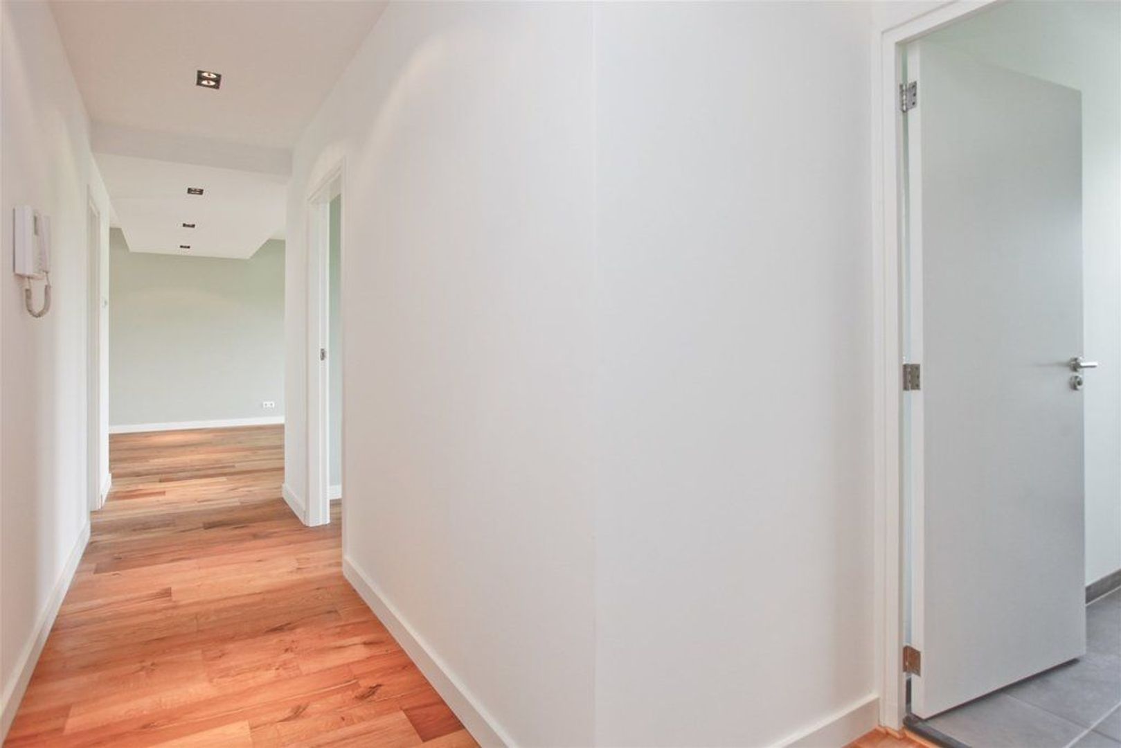 Van Nijenrodeweg 382, Amsterdam foto-8 blur