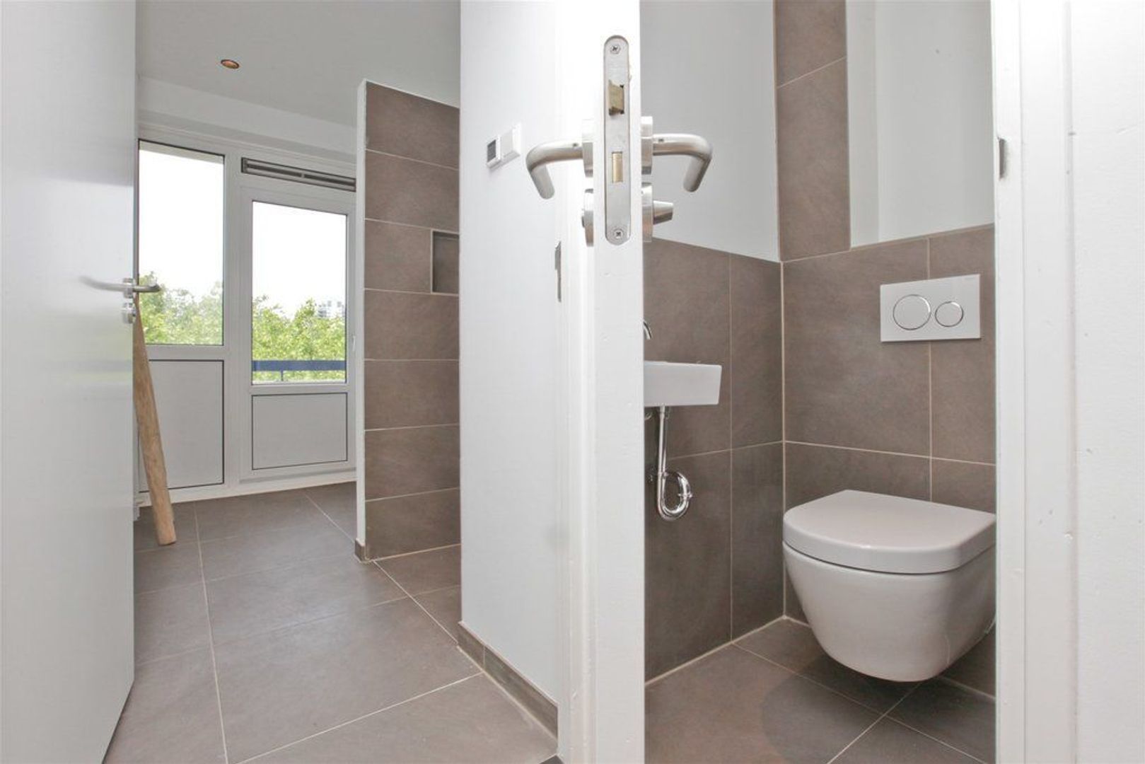 Van Nijenrodeweg 382, Amsterdam foto-15 blur