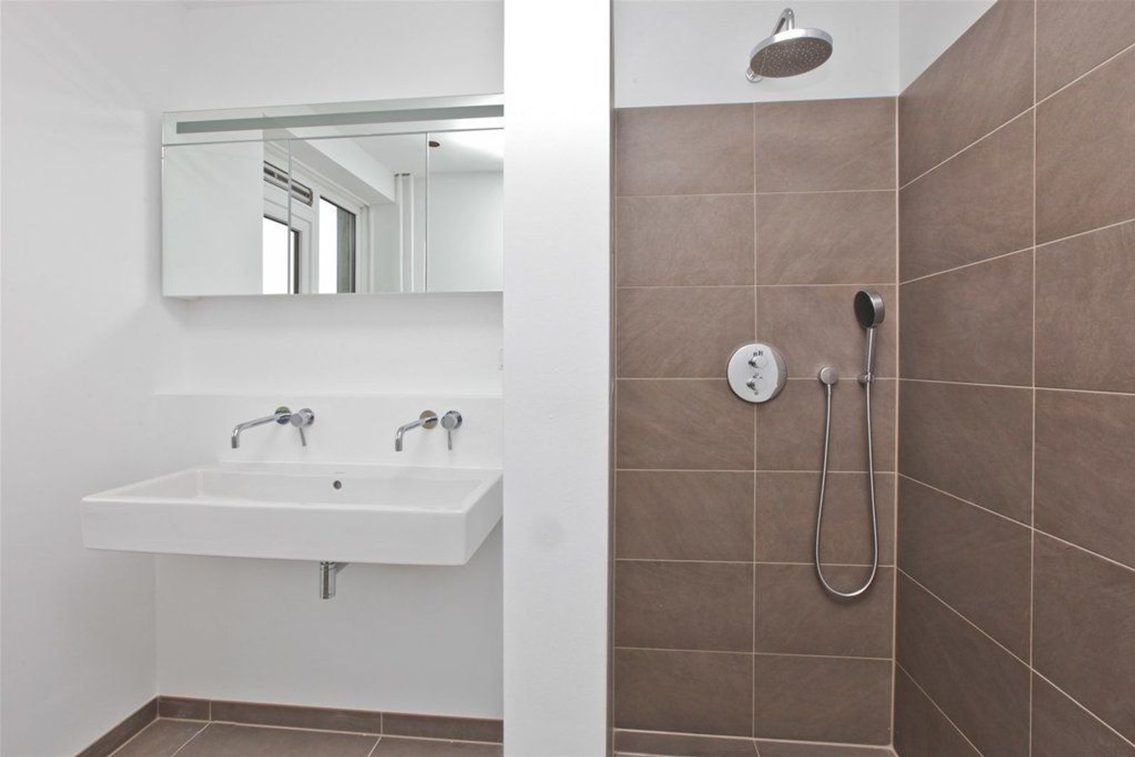 Van Nijenrodeweg 382, Amsterdam foto-12 blur