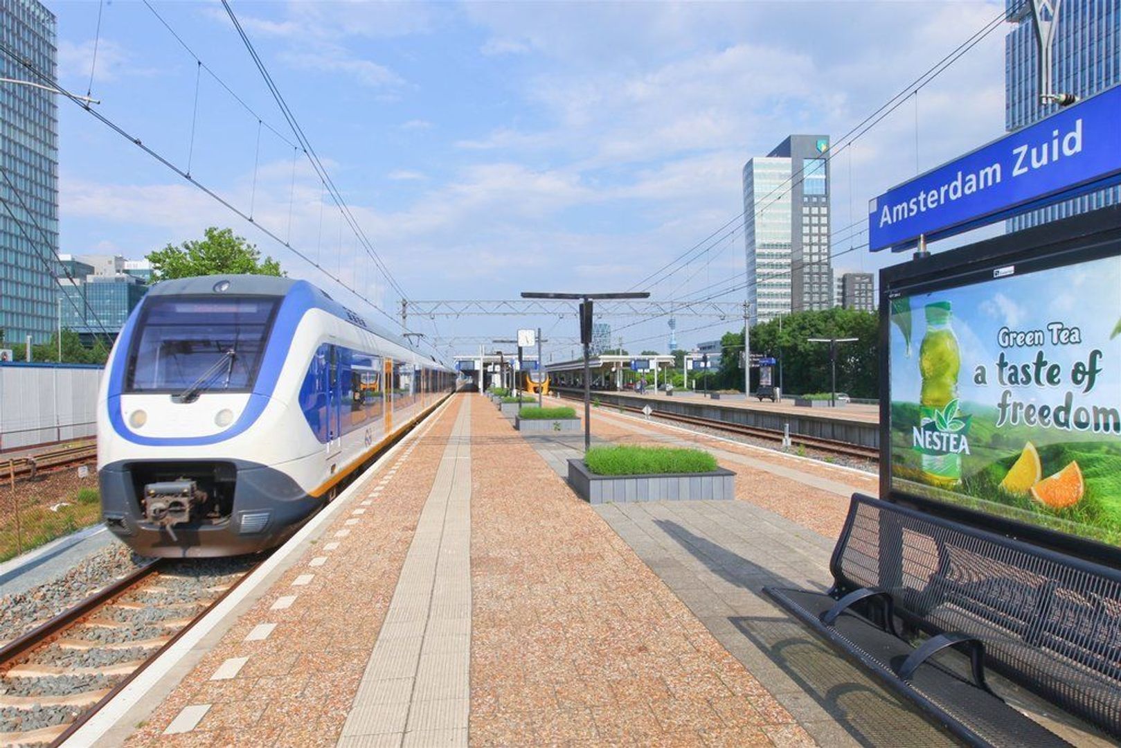 Van Nijenrodeweg 382, Amsterdam foto-21 blur