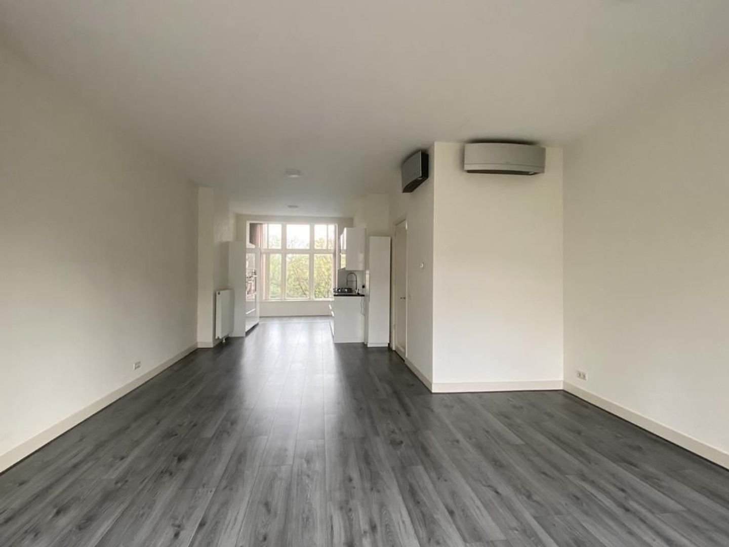 Jacob Obrechtstraat 37 bv, Amsterdam foto-2 blur