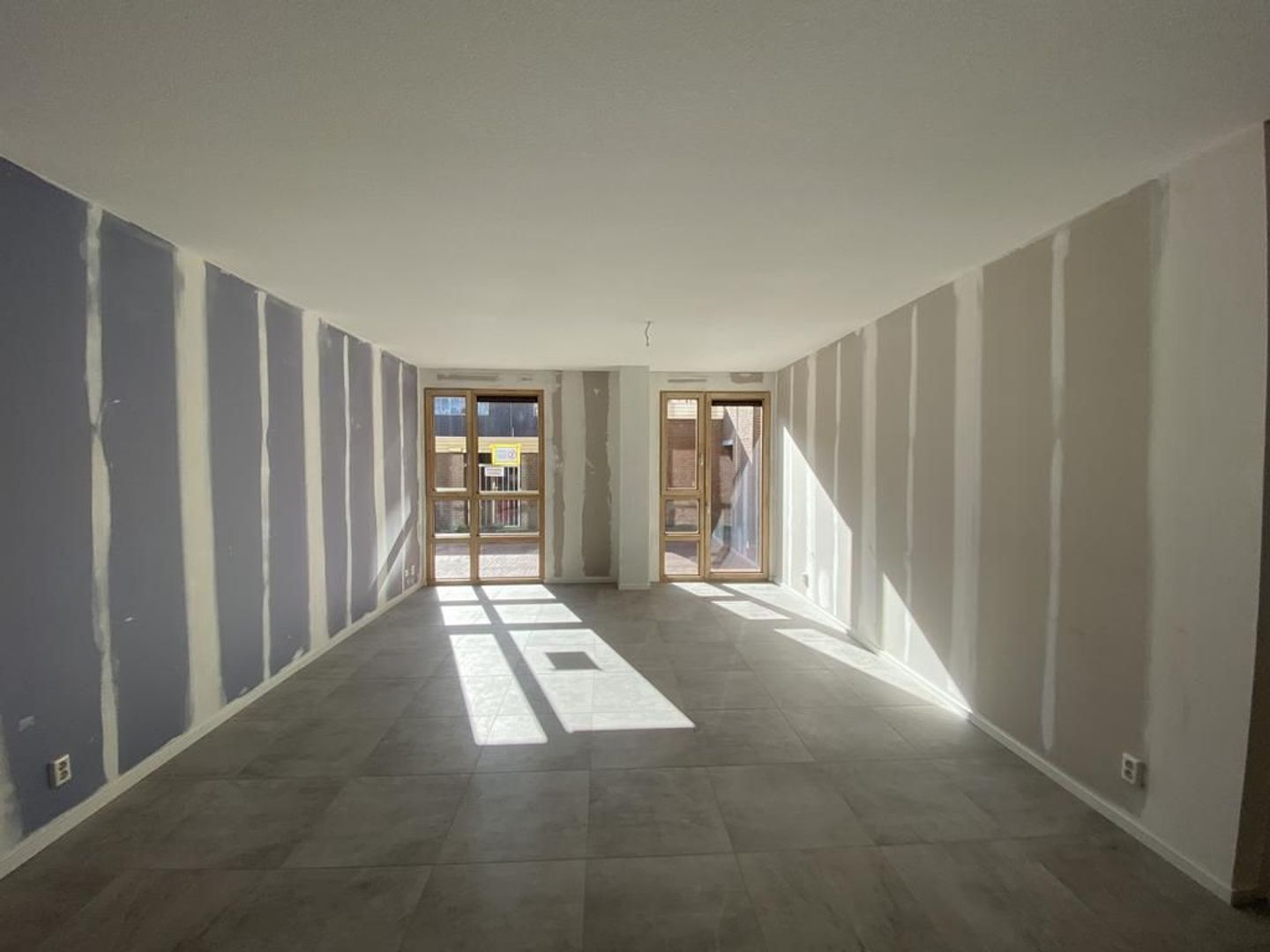 Plaats 56, Almere foto-2 blur