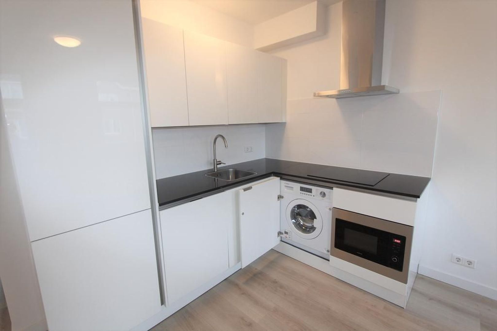 Hagedoornweg 74 A, Amsterdam foto-1 blur