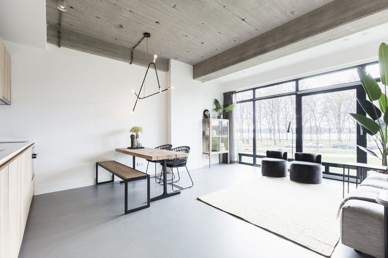 Burgemeester Hogguerstraat 1203, Amsterdam foto-0 blur