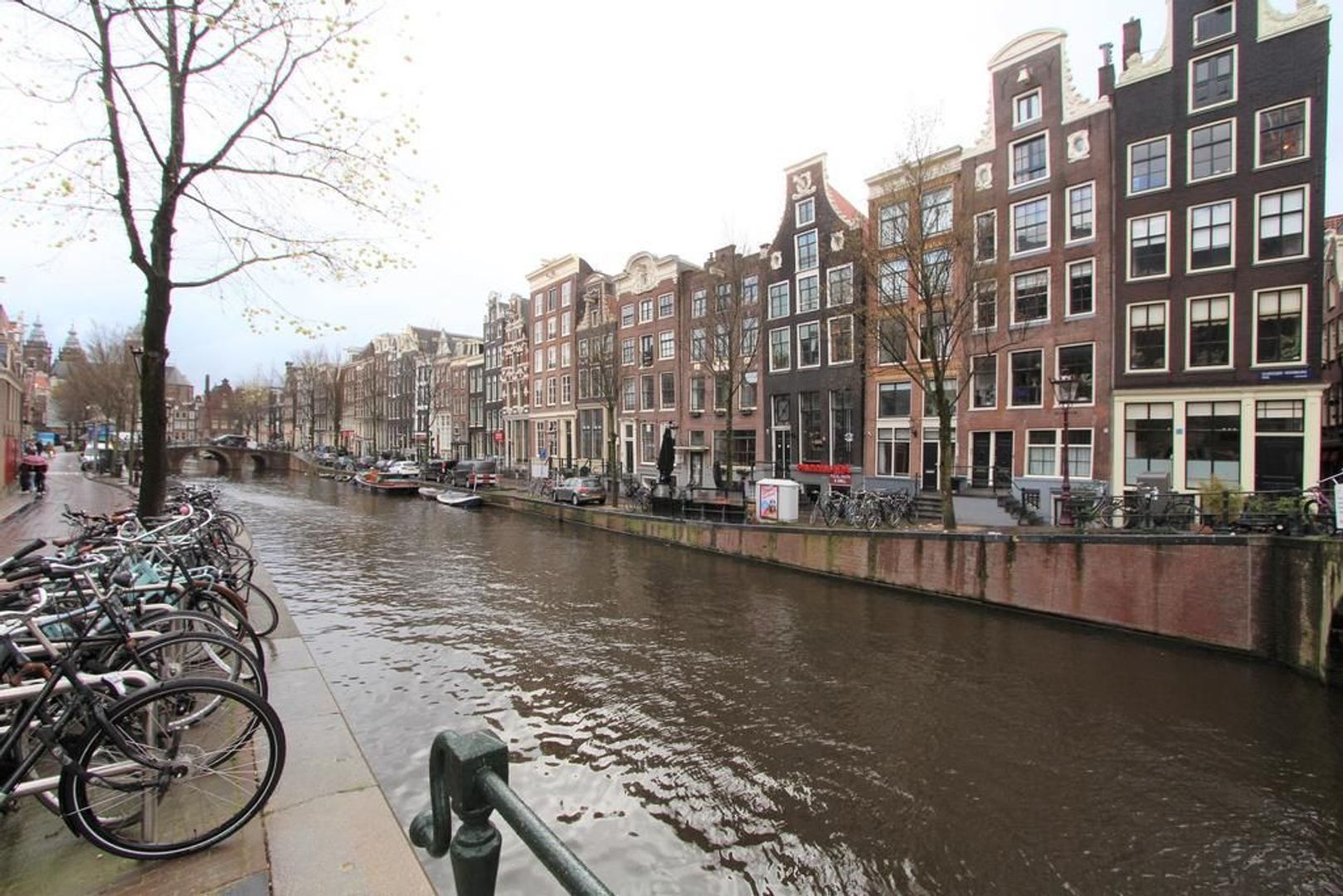 Oudekerksplein 25, Amsterdam foto-12 blur