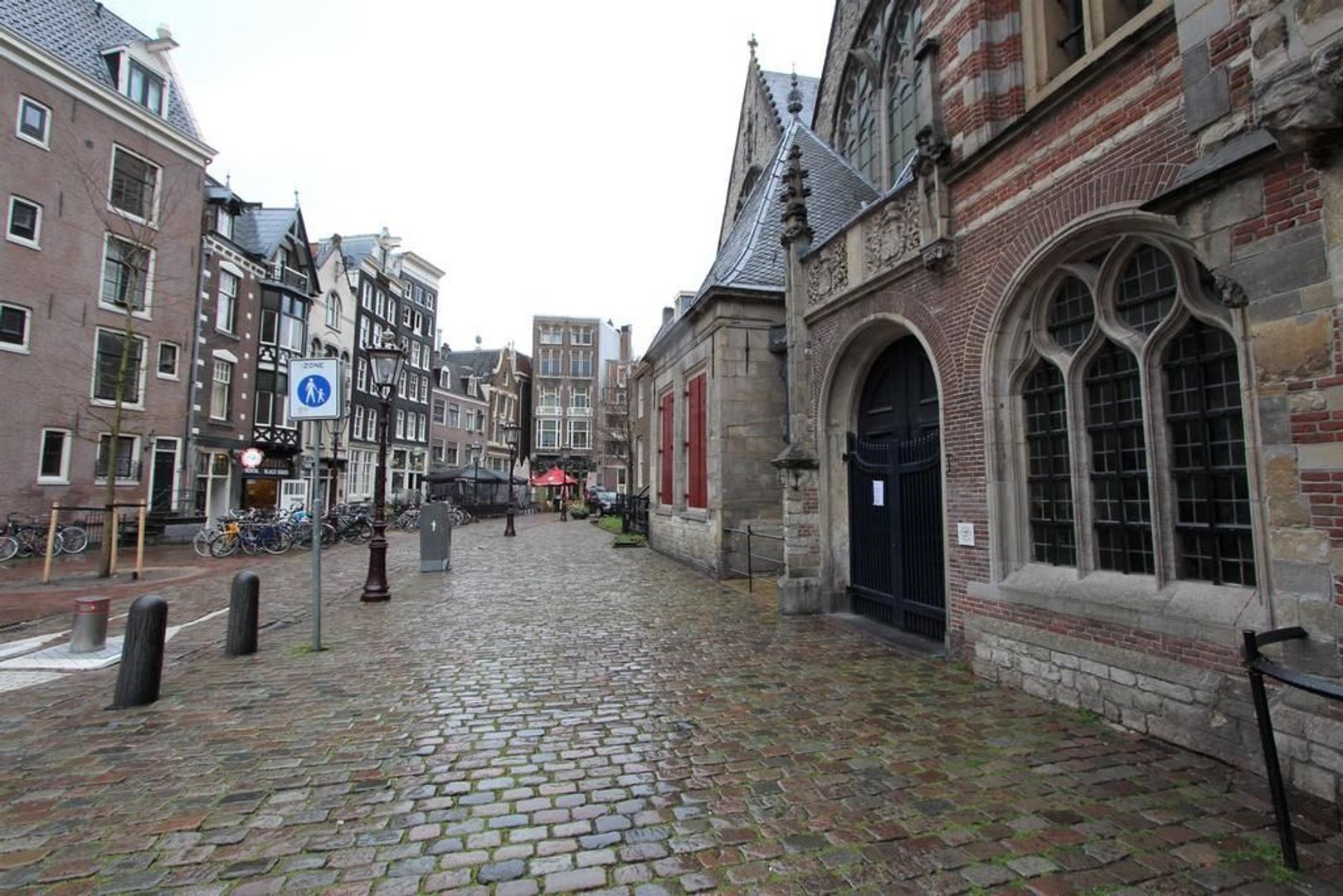 Oudekerksplein 25, Amsterdam foto-10 blur