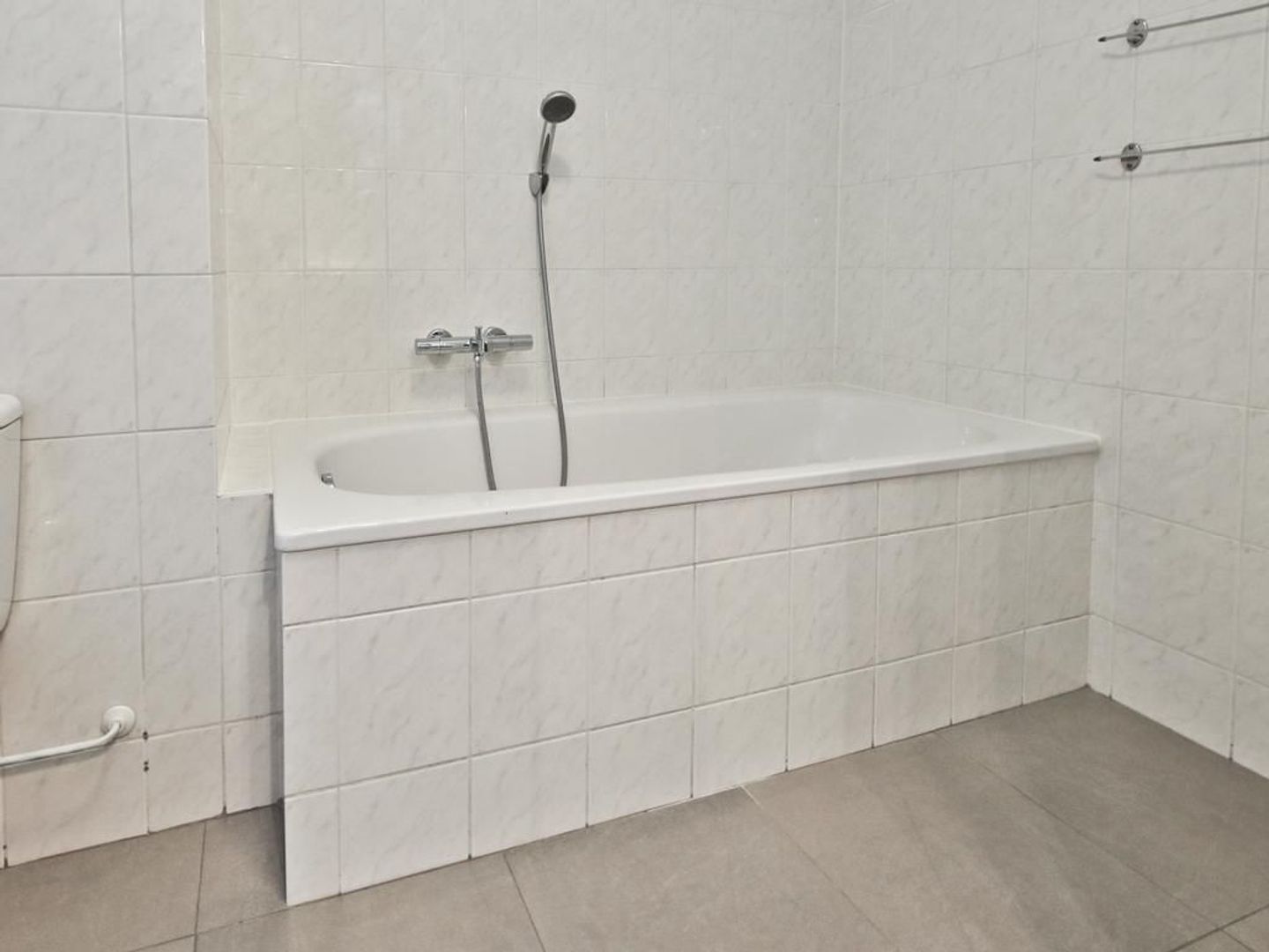 Pieter Calandlaan 638, Amsterdam foto-30 blur