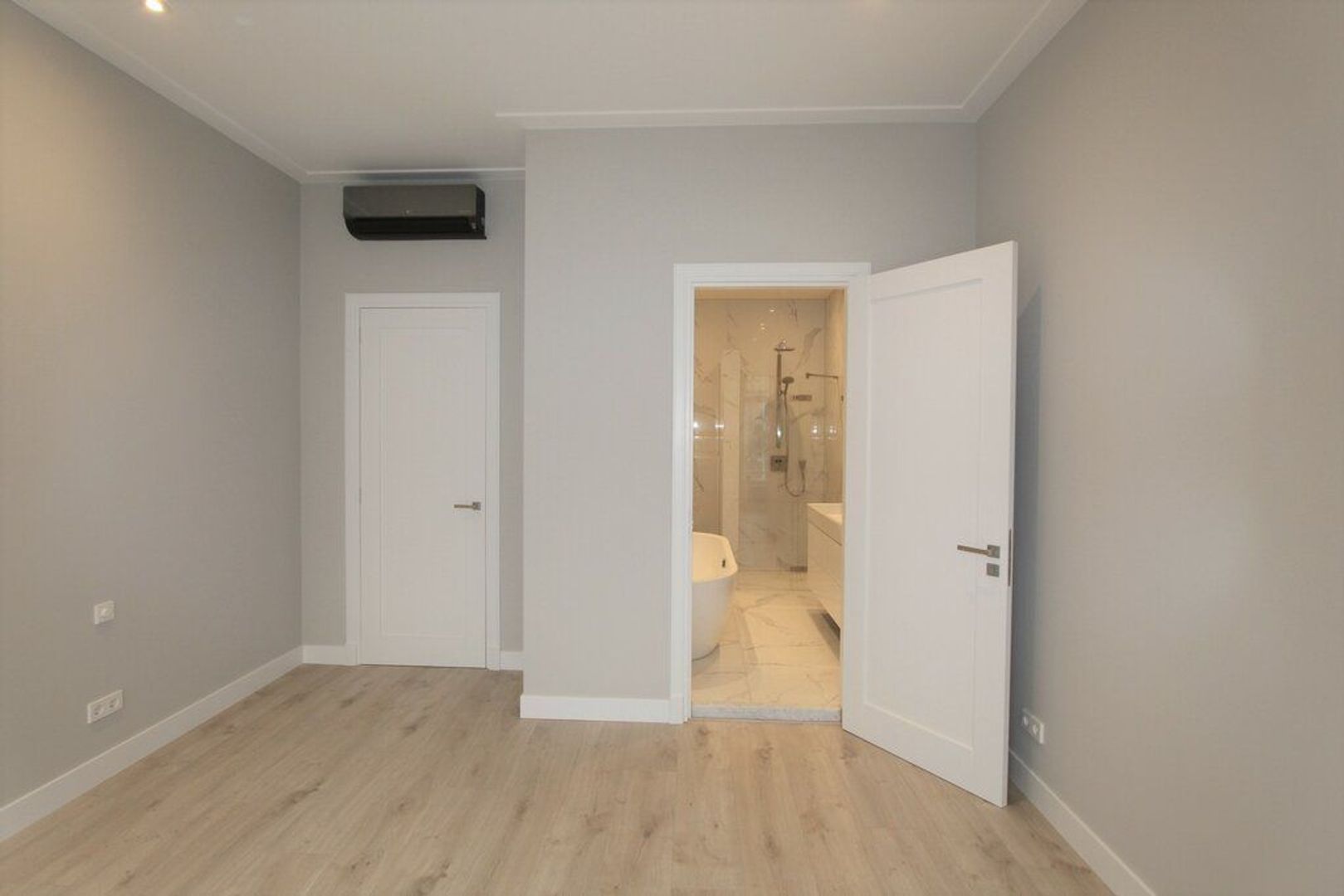 Koninginneweg 140 1, Amsterdam foto-19 blur