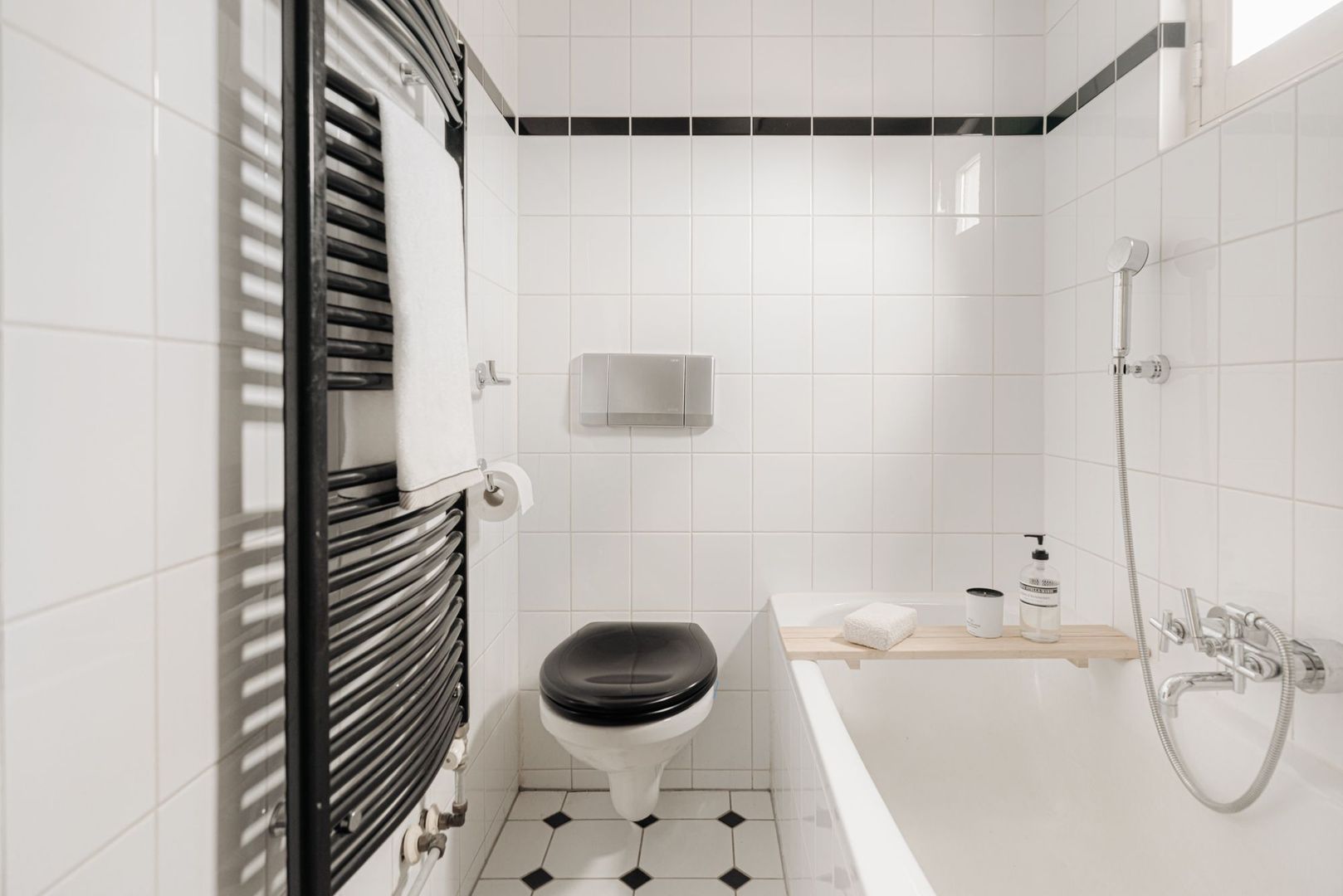 Buiten Oranjestraat 20 - BV, Amsterdam foto-14 blur