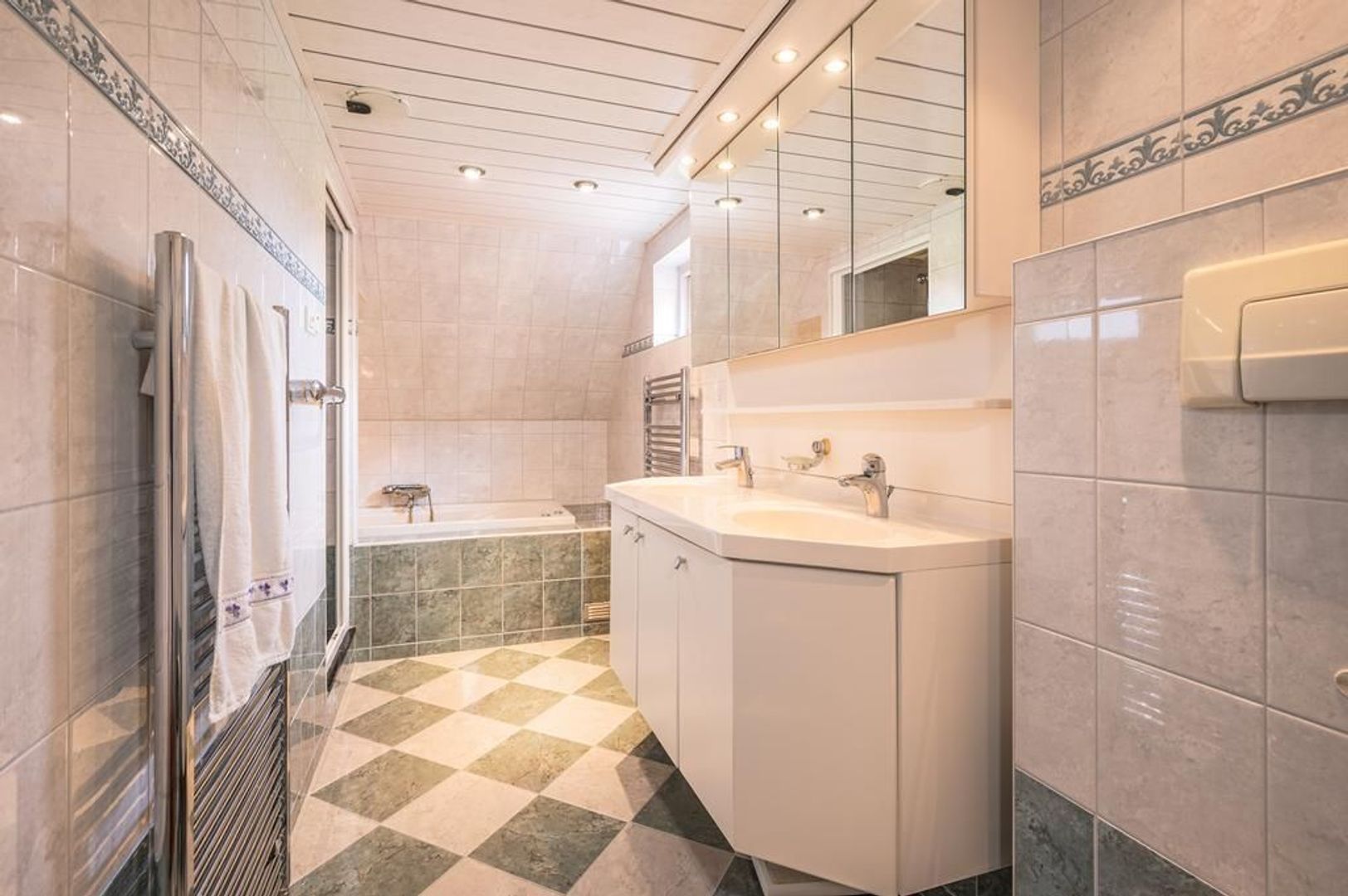 Grosthuizen 129, Avenhorn foto-33 blur