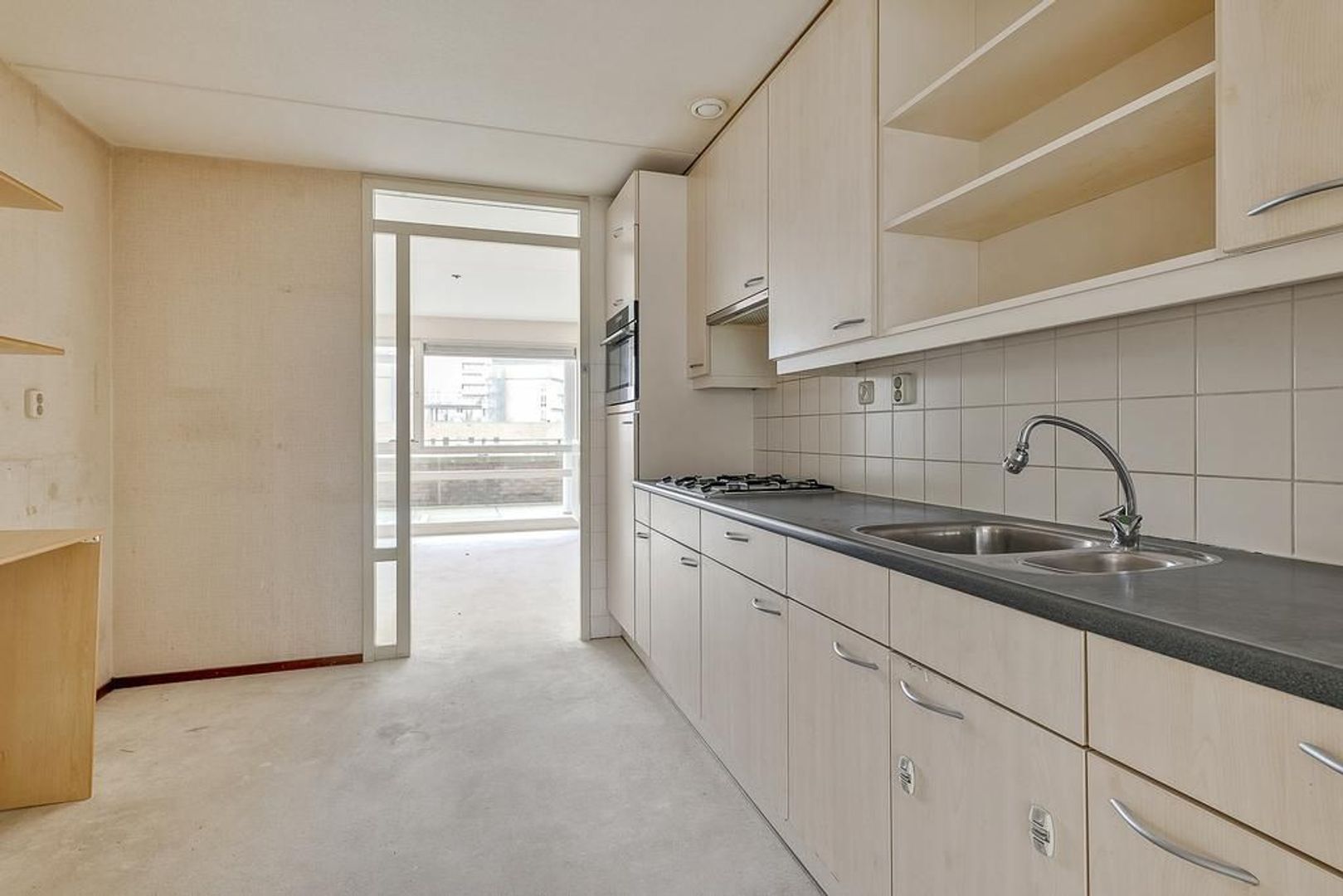 Oeverpad 244, Amsterdam foto-8 blur