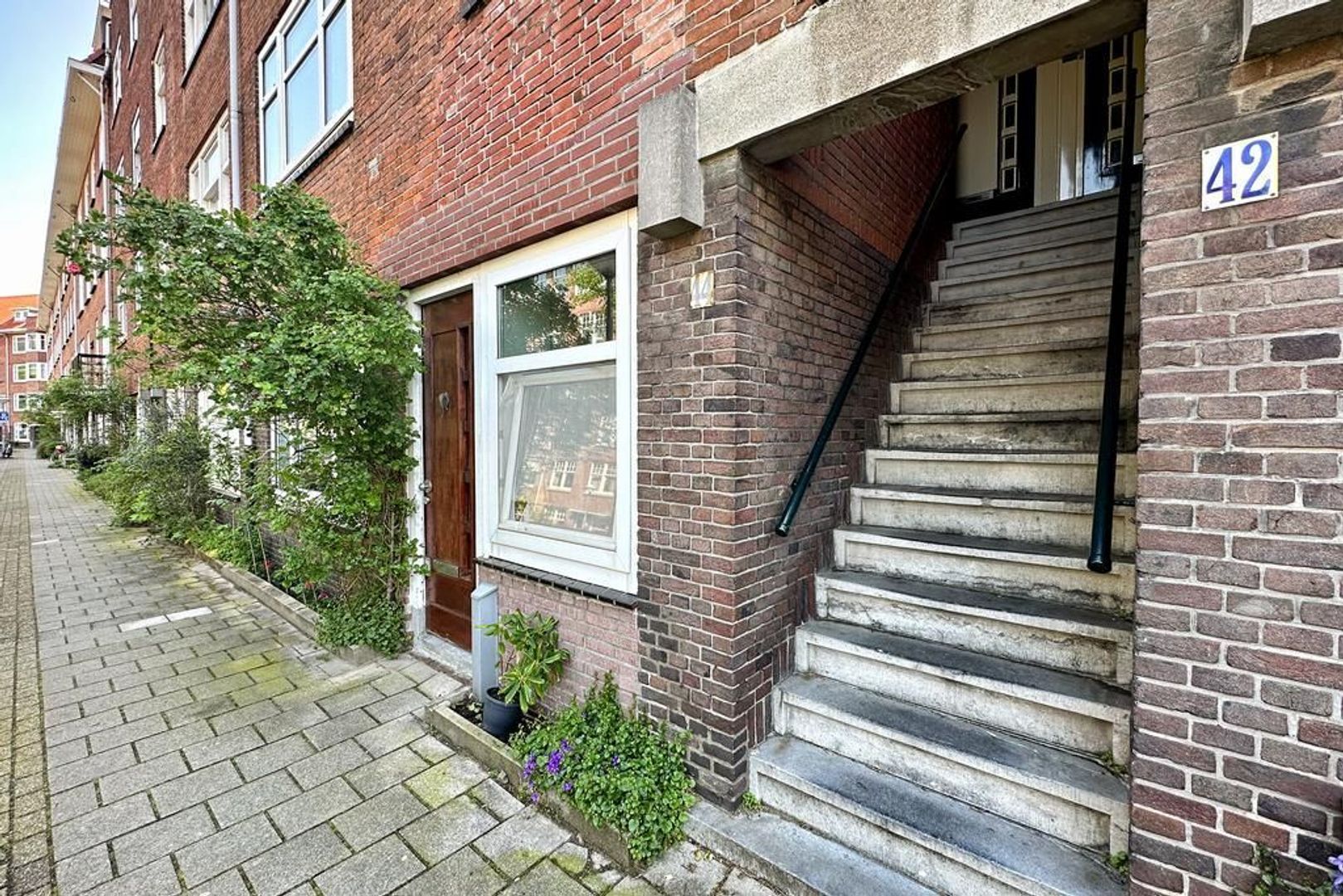 Paramariboplein 44 1, Amsterdam foto-1 blur