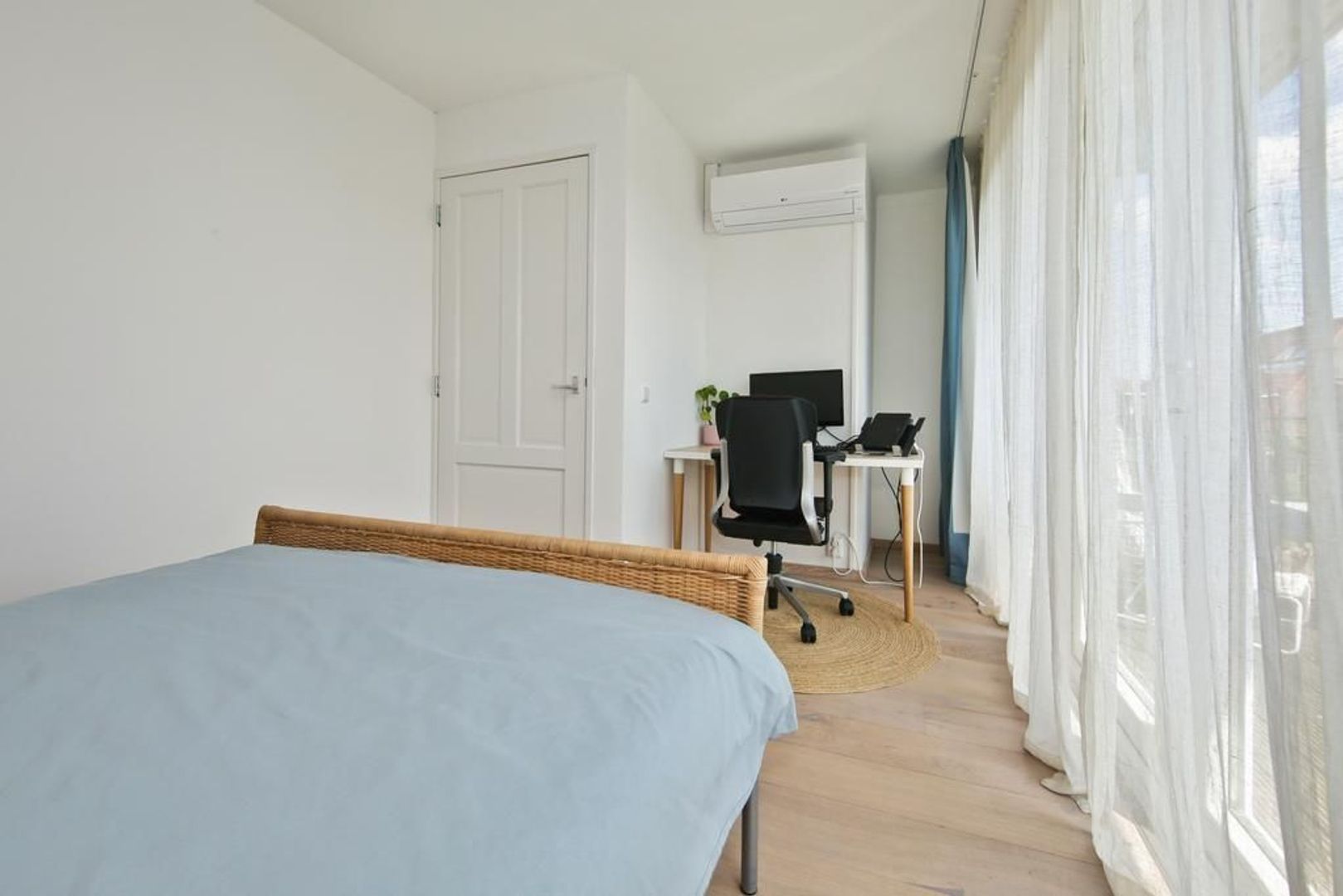 Raadhuisstraat 5, Diemen foto-31 blur