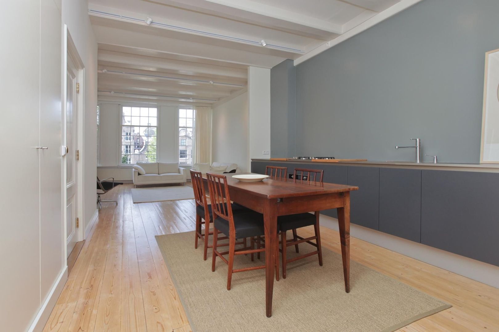 Oudezijds Voorburgwal 113 B, Amsterdam foto-1 blur