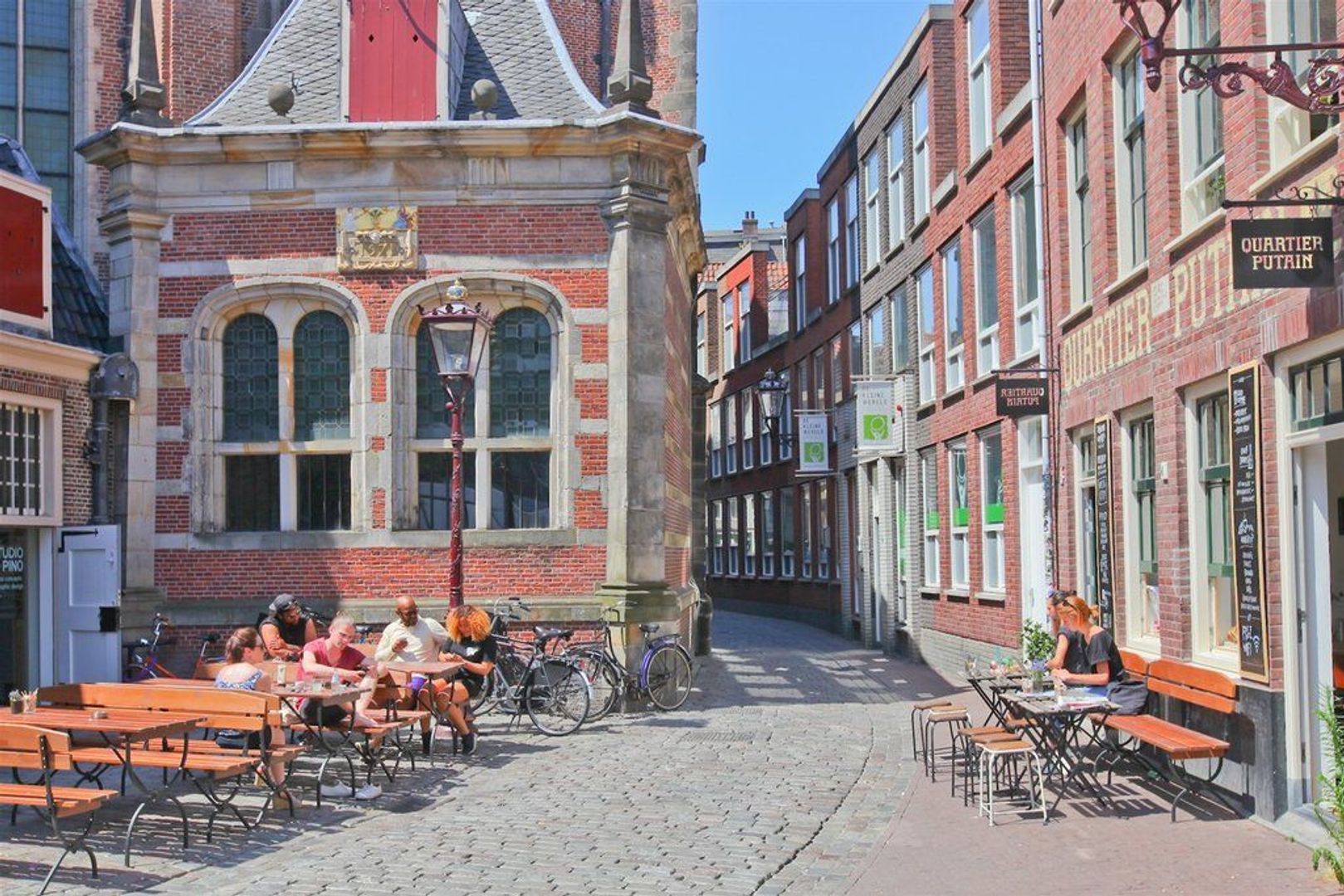 Oudezijds Voorburgwal 113 B, Amsterdam foto-18 blur