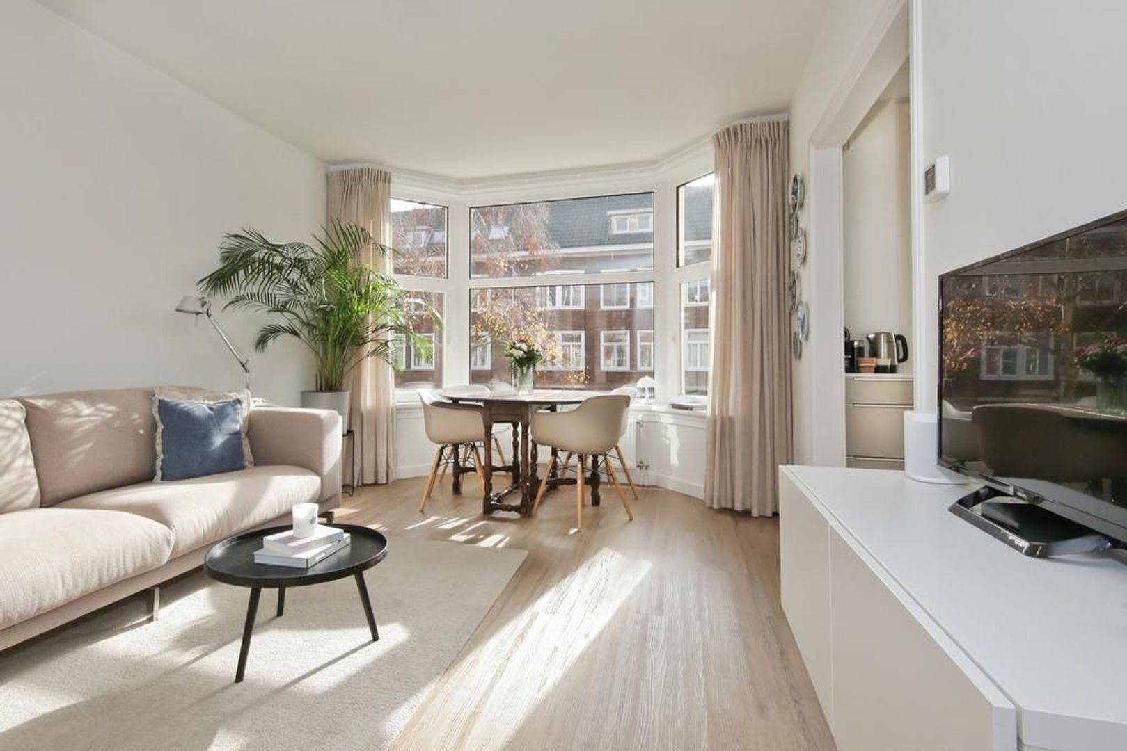Bloys van Treslongstraat 32 1, Amsterdam foto-2 blur