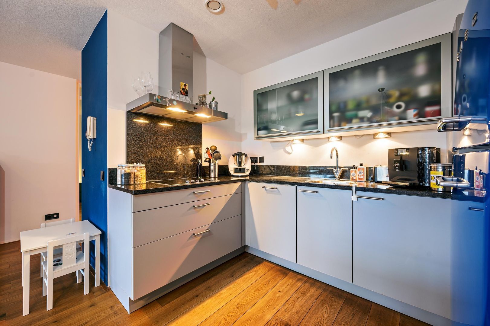 Afroditekade 178 B, Amsterdam foto-2 blur