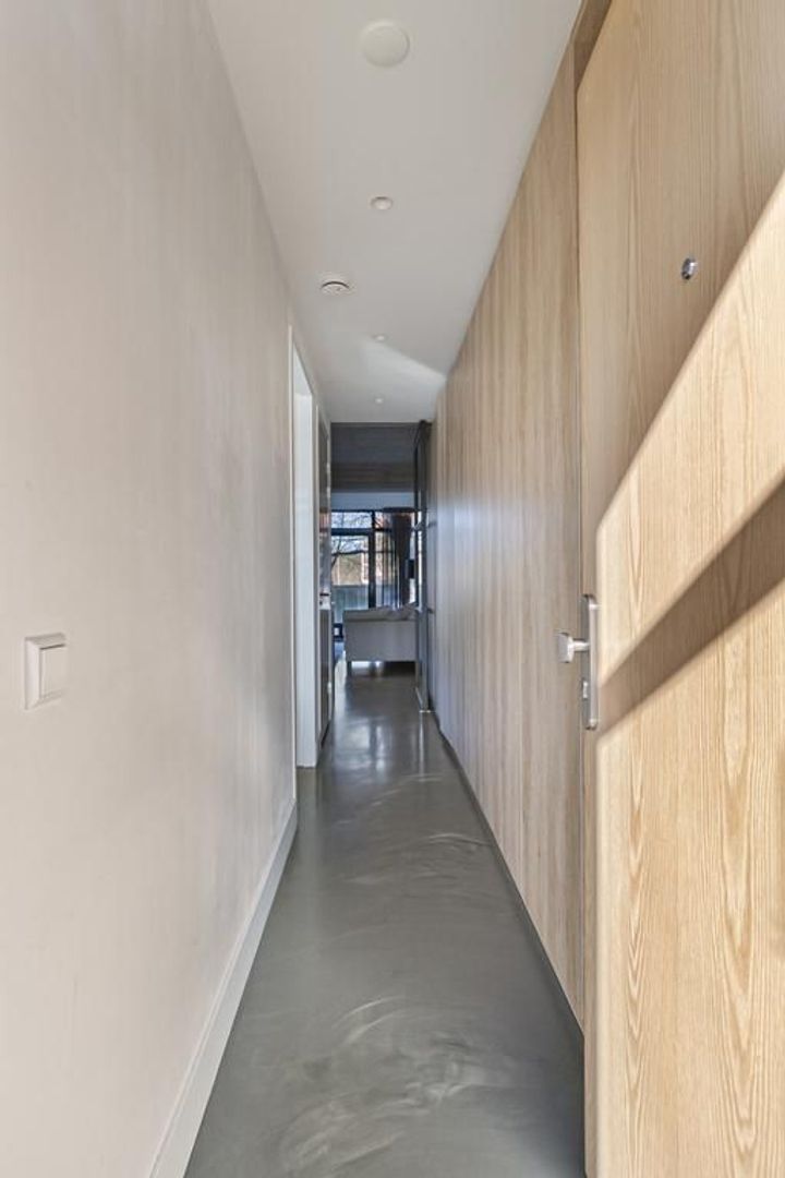 Burgemeester Hogguerstraat 1193, Amsterdam foto-14 blur