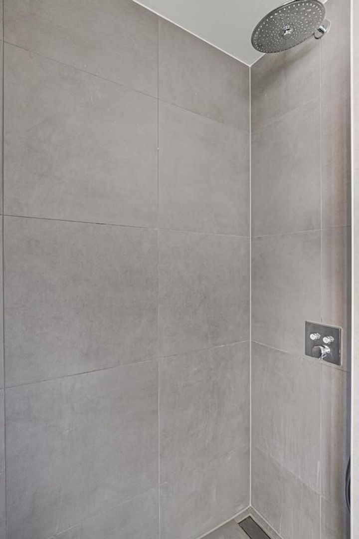 Burgemeester Hogguerstraat 1193, Amsterdam foto-21 blur